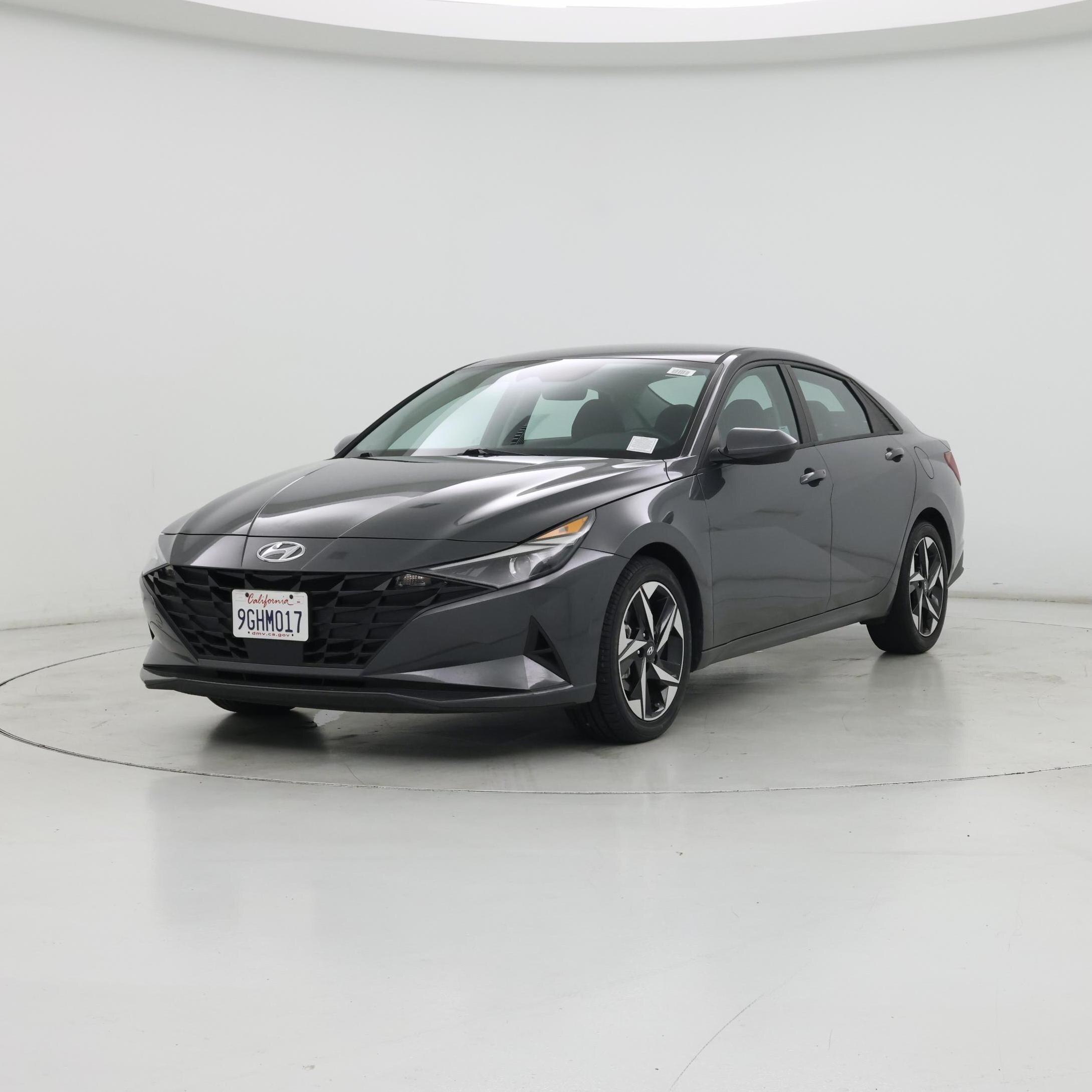 Thumbnail: 2023 Hyundai Elantra - 4