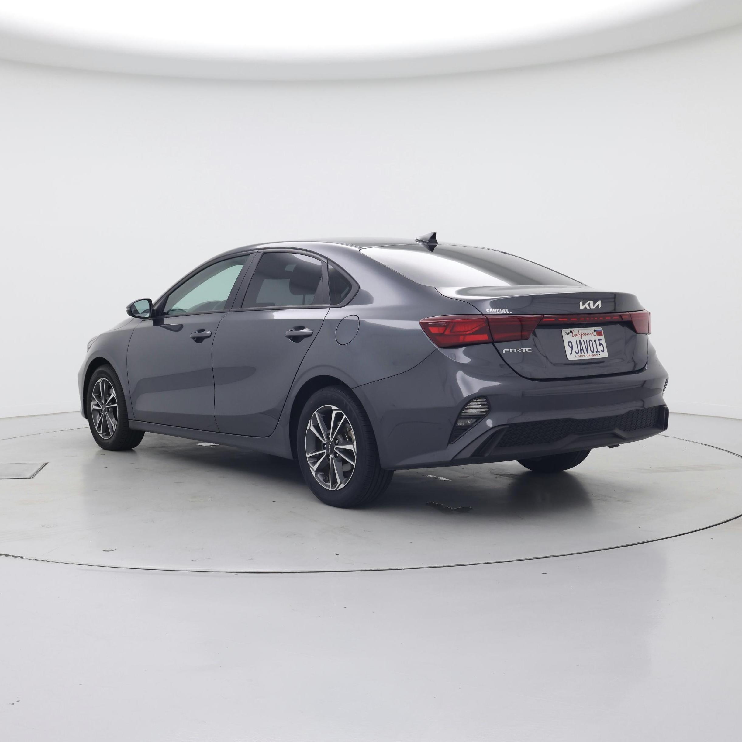 Thumbnail: 2023 Kia Forte - 2
