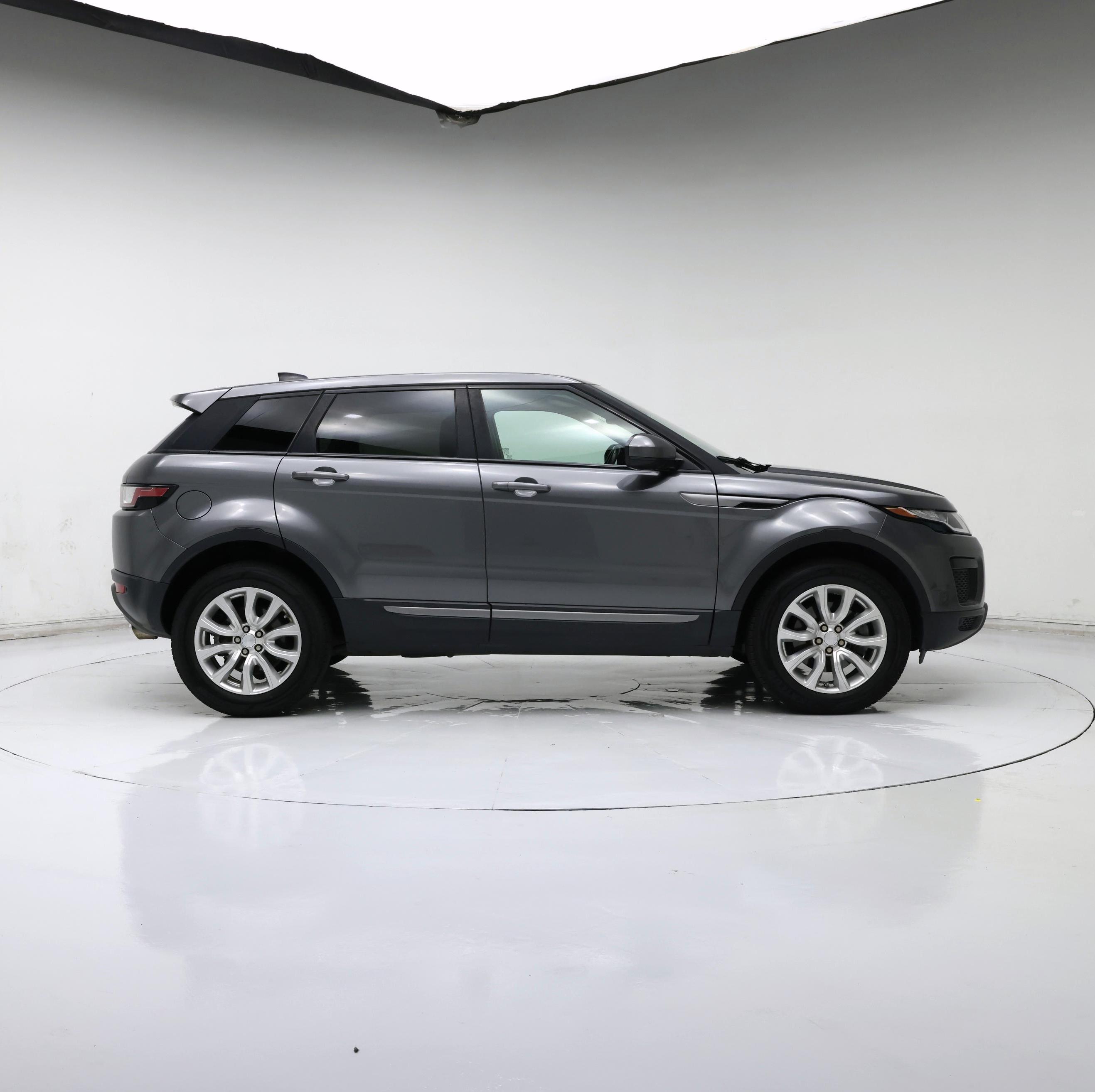 Thumbnail: 2019 Land Rover Range Rover Evoque - 7