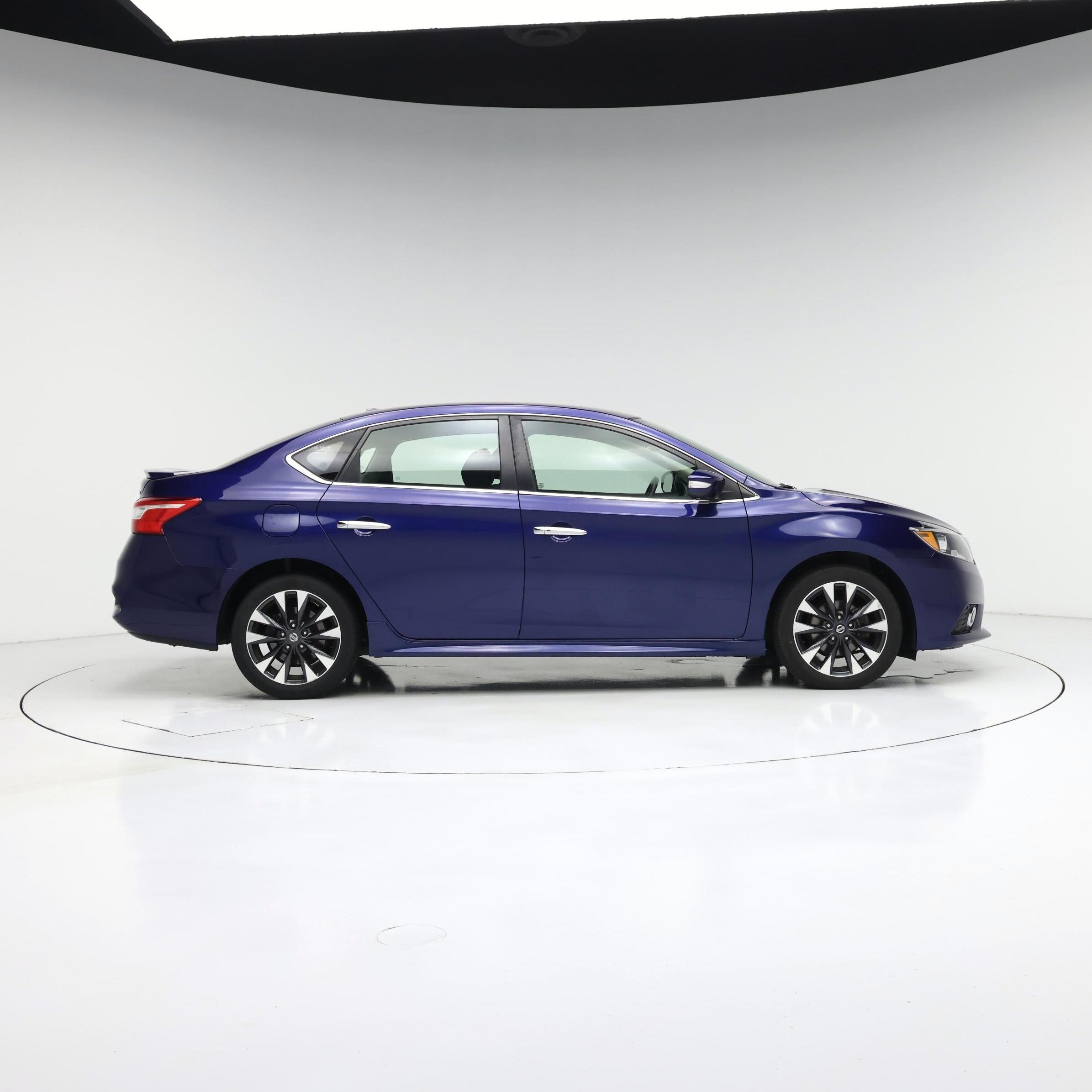 Thumbnail: 2016 Nissan Sentra - 7
