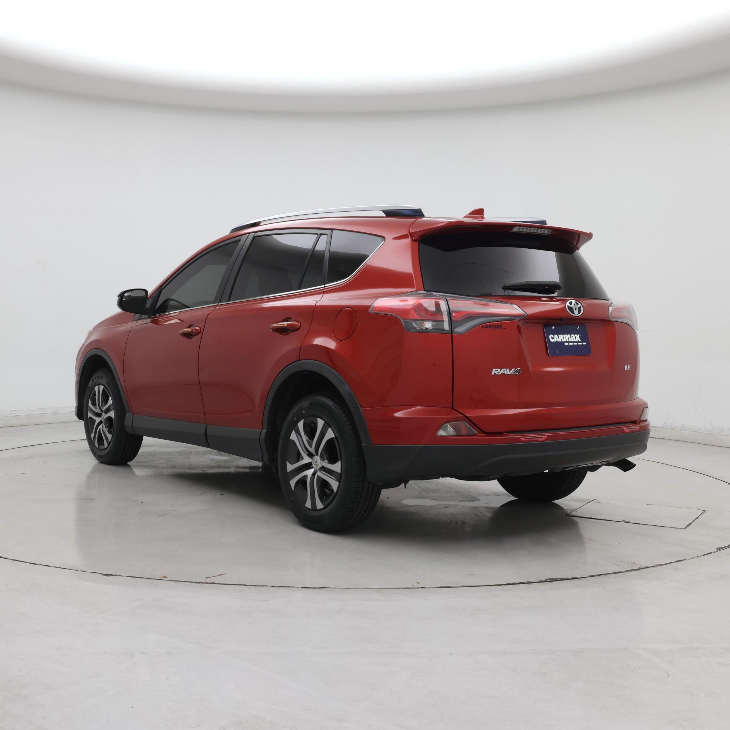 Thumbnail: 2017 Toyota RAV4 - 2