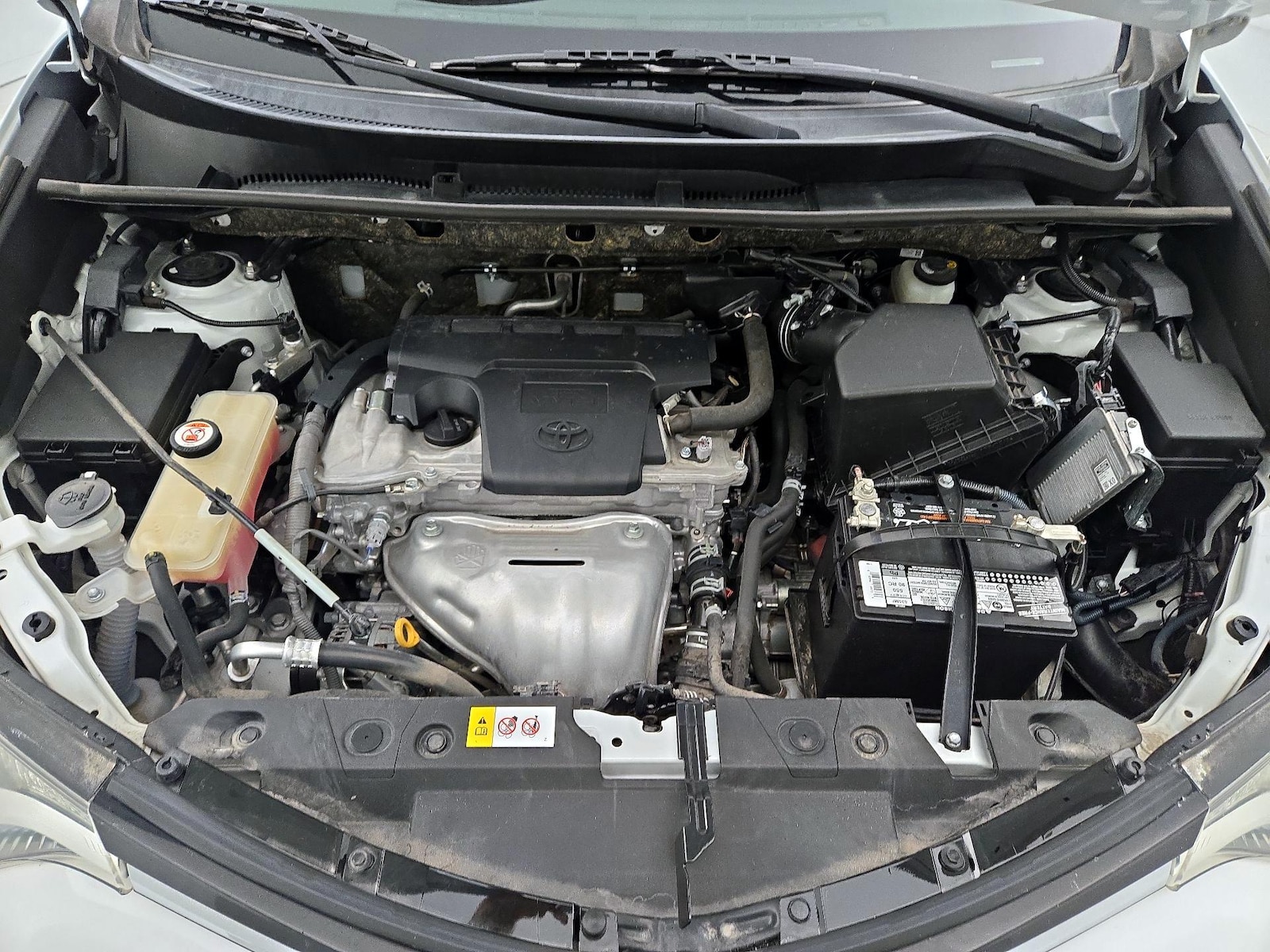 2018 Toyota RAV4 XLE - Photo 23