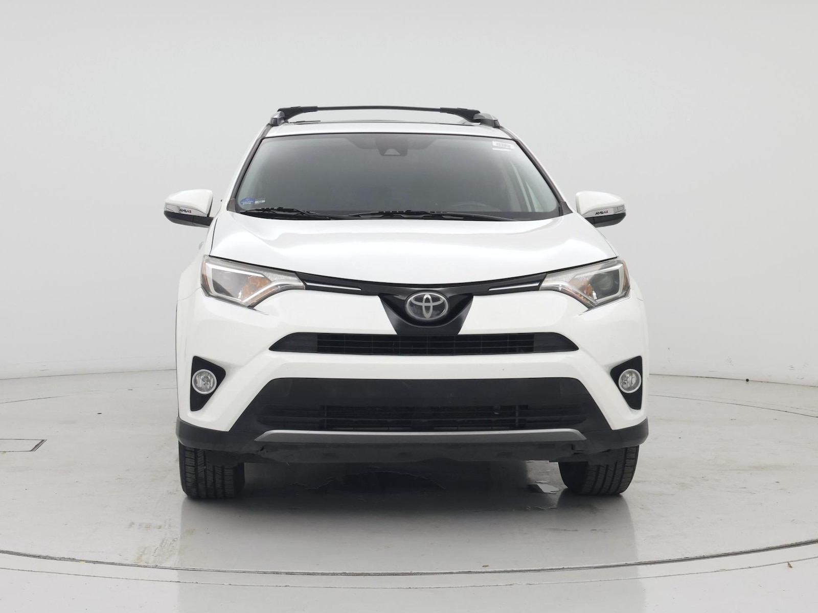 2018 Toyota RAV4 XLE - Photo 6