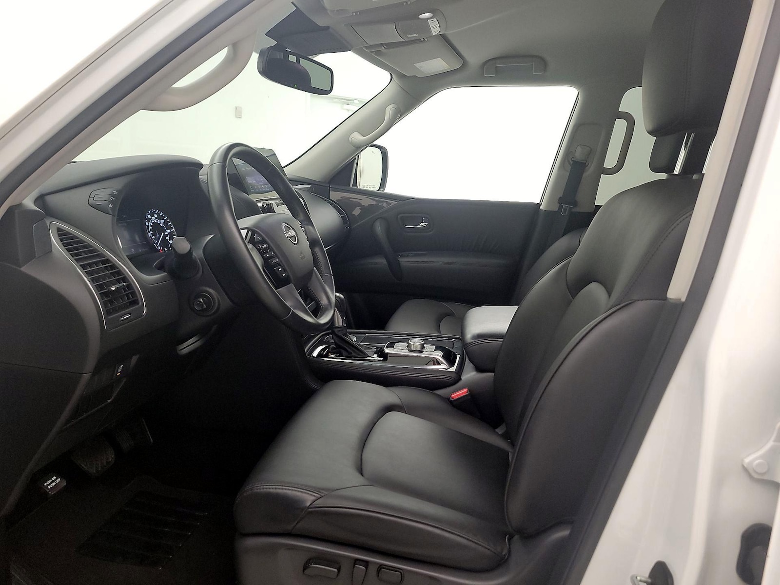 2023 Nissan Armada SV - Photo 12