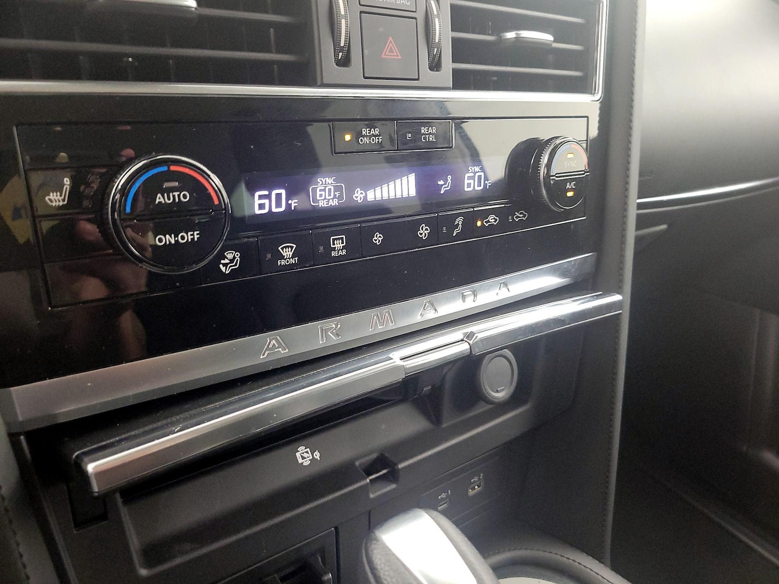 2023 Nissan Armada SV - Photo 18