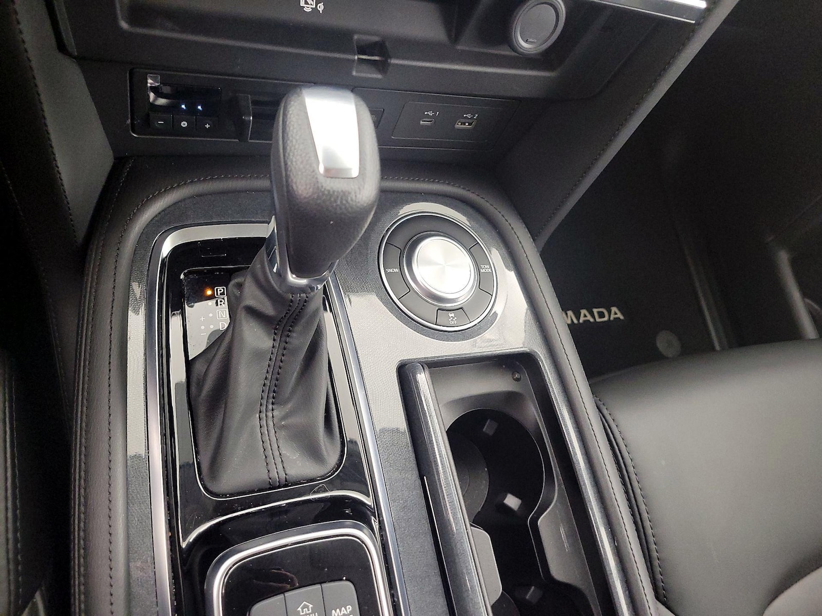2023 Nissan Armada SV - Photo 19