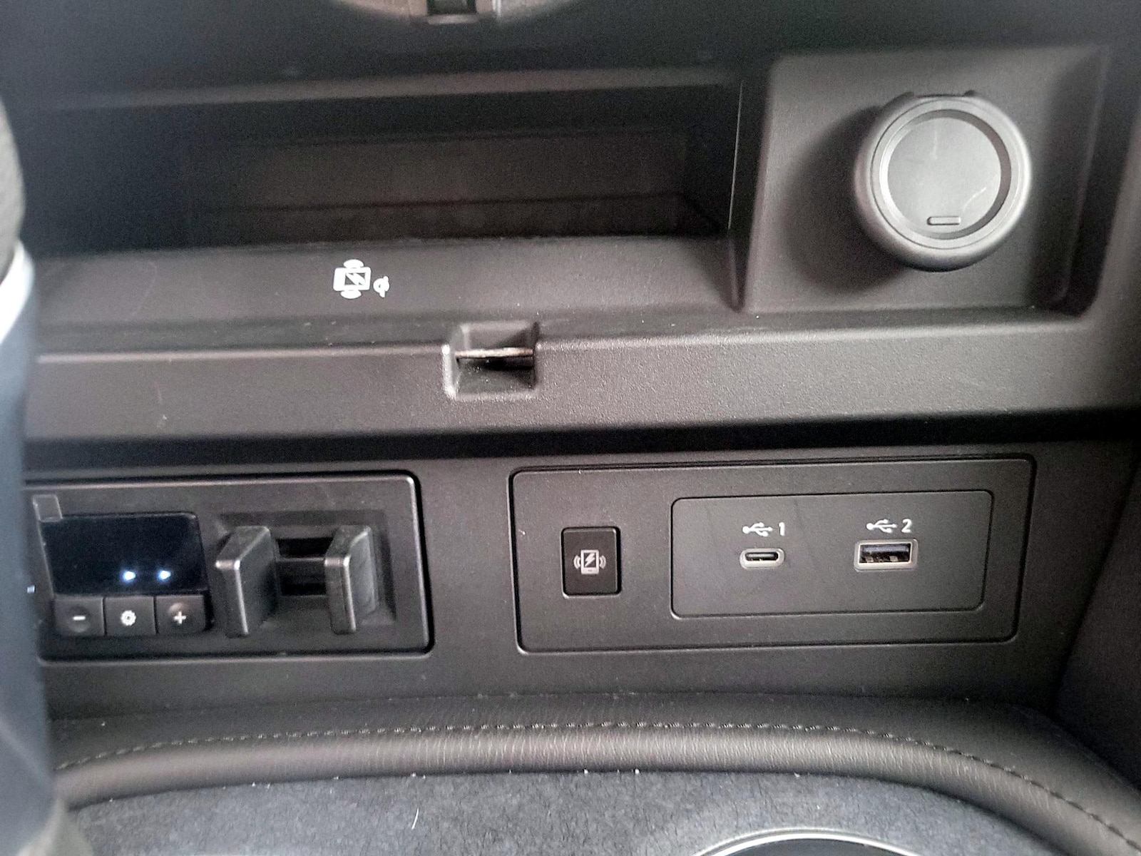 2023 Nissan Armada SV - Photo 20