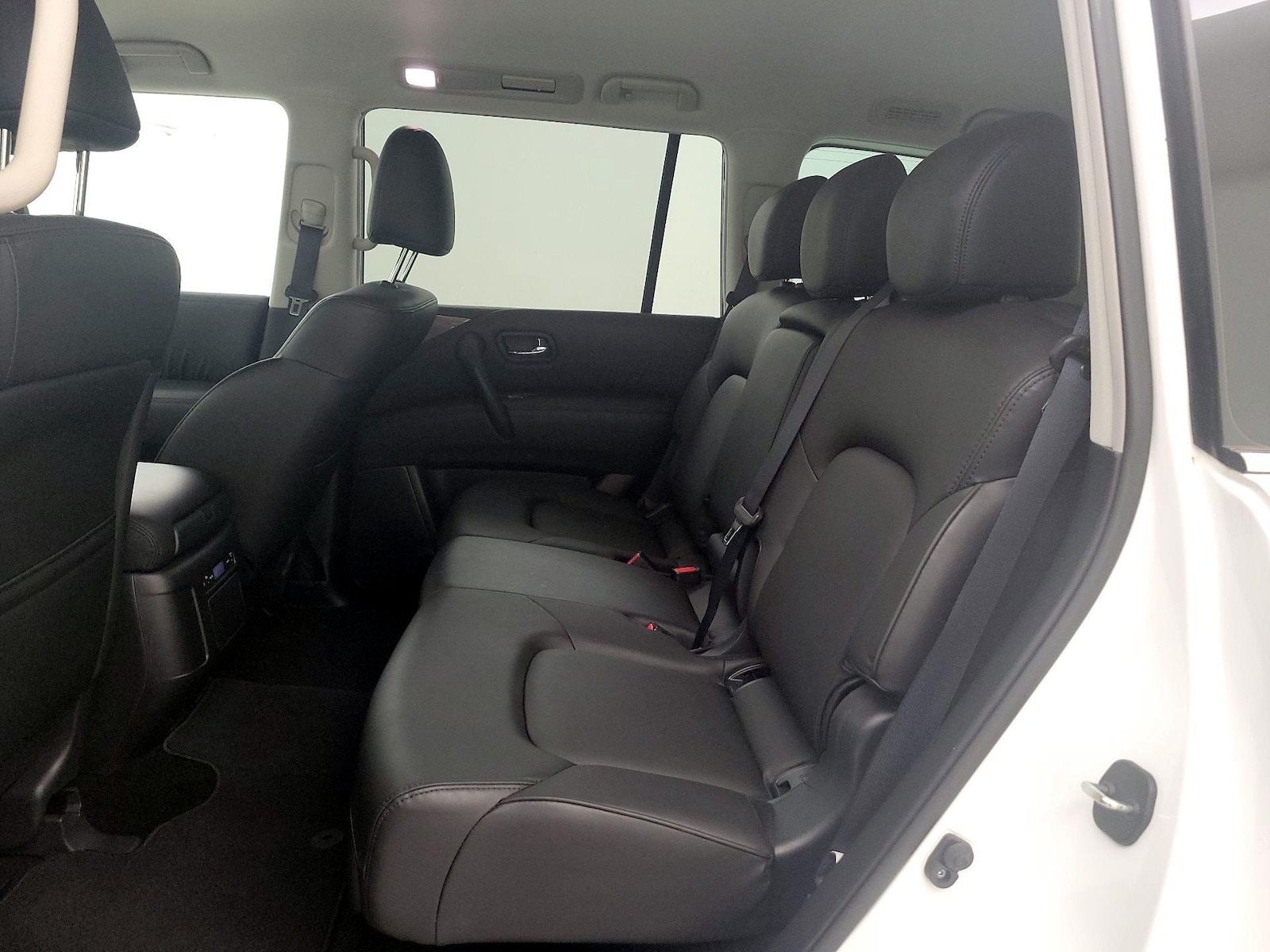 2023 Nissan Armada SV - Photo 21