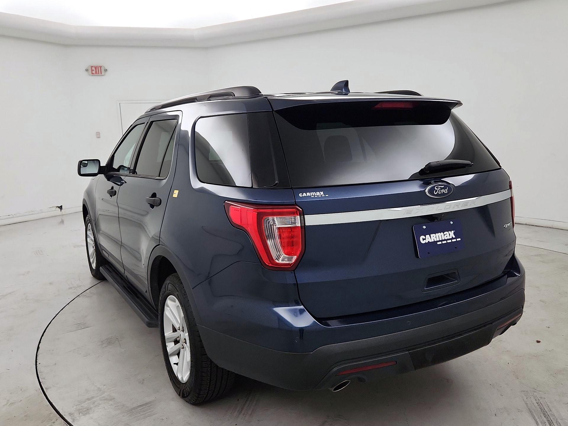 Thumbnail: 2017 Ford Explorer - 7