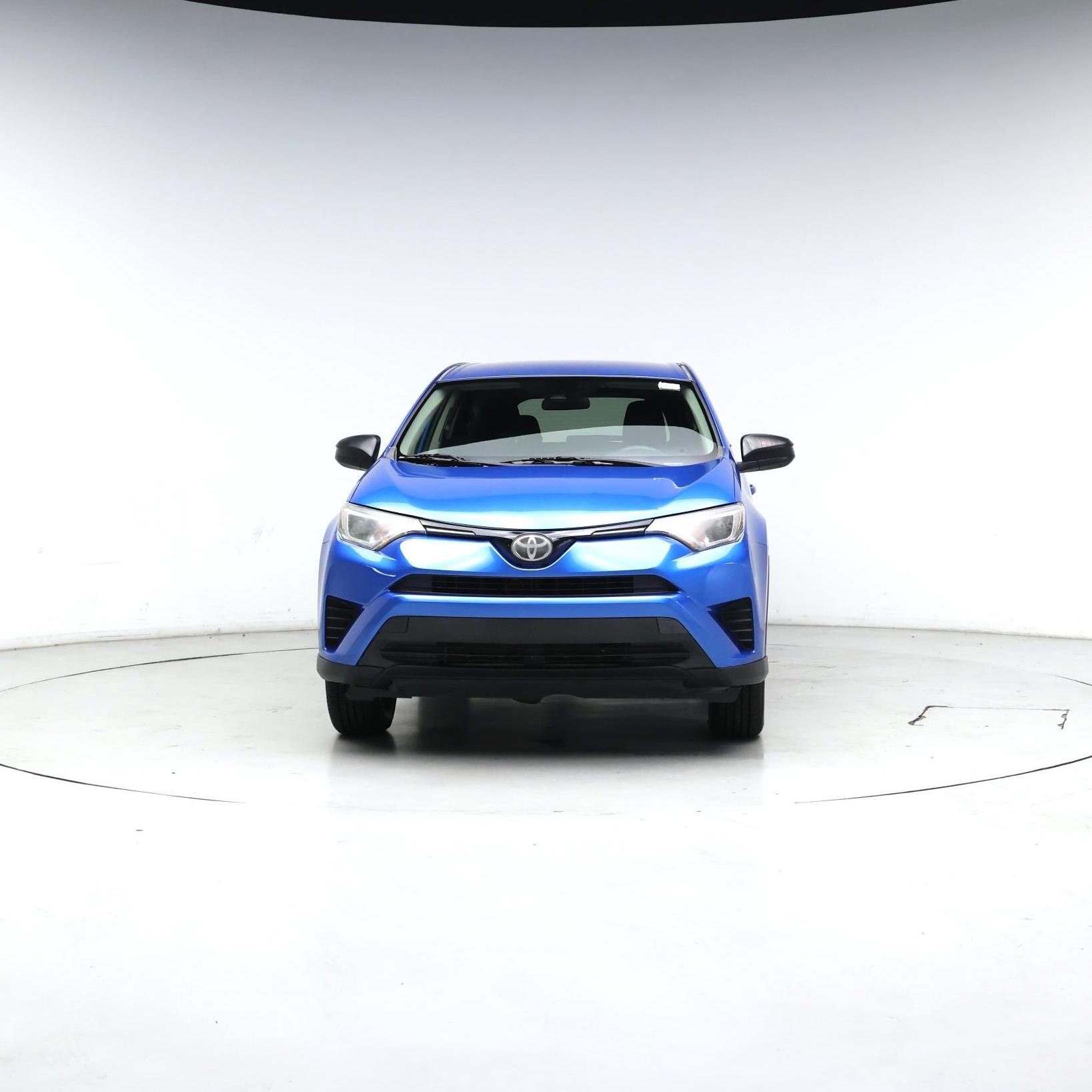 Thumbnail: 2017 Toyota RAV4 - 5