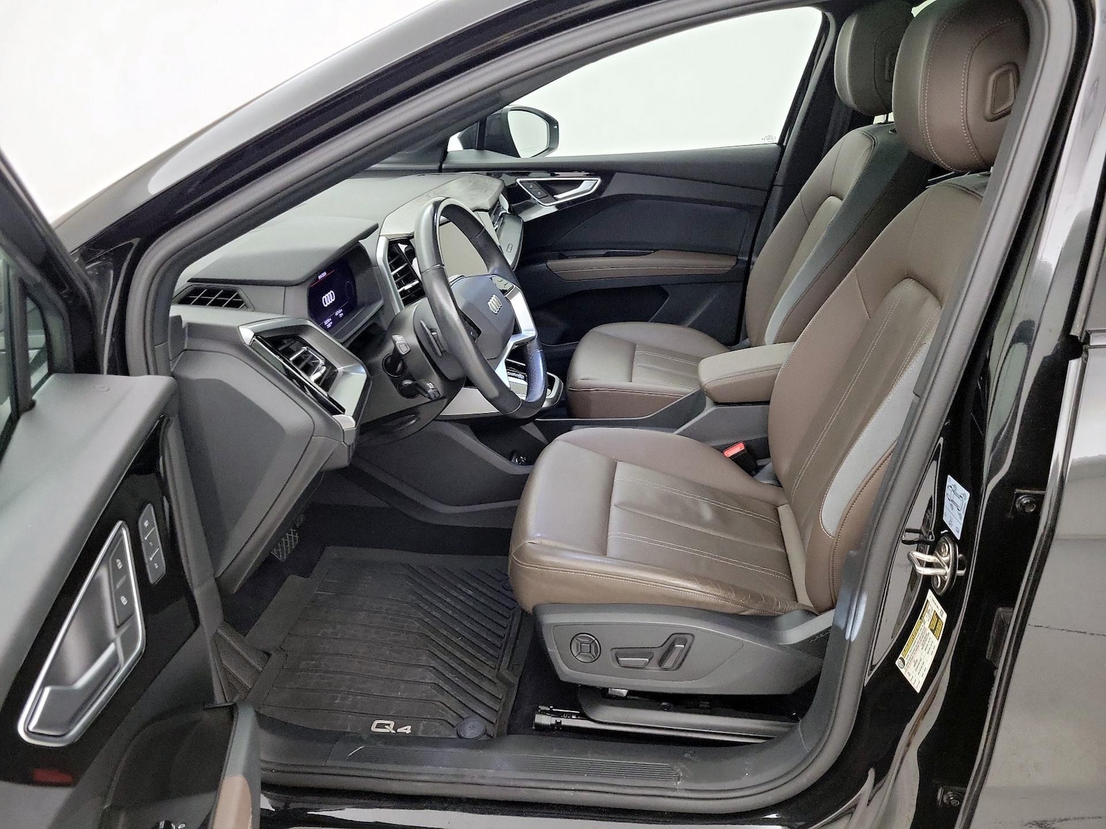 2023 Audi Q4 e-tron Premium Plus - Photo 12