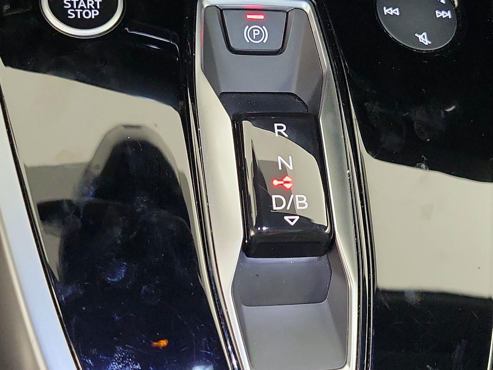 2023 Audi Q4 e-tron Premium Plus - Photo 19