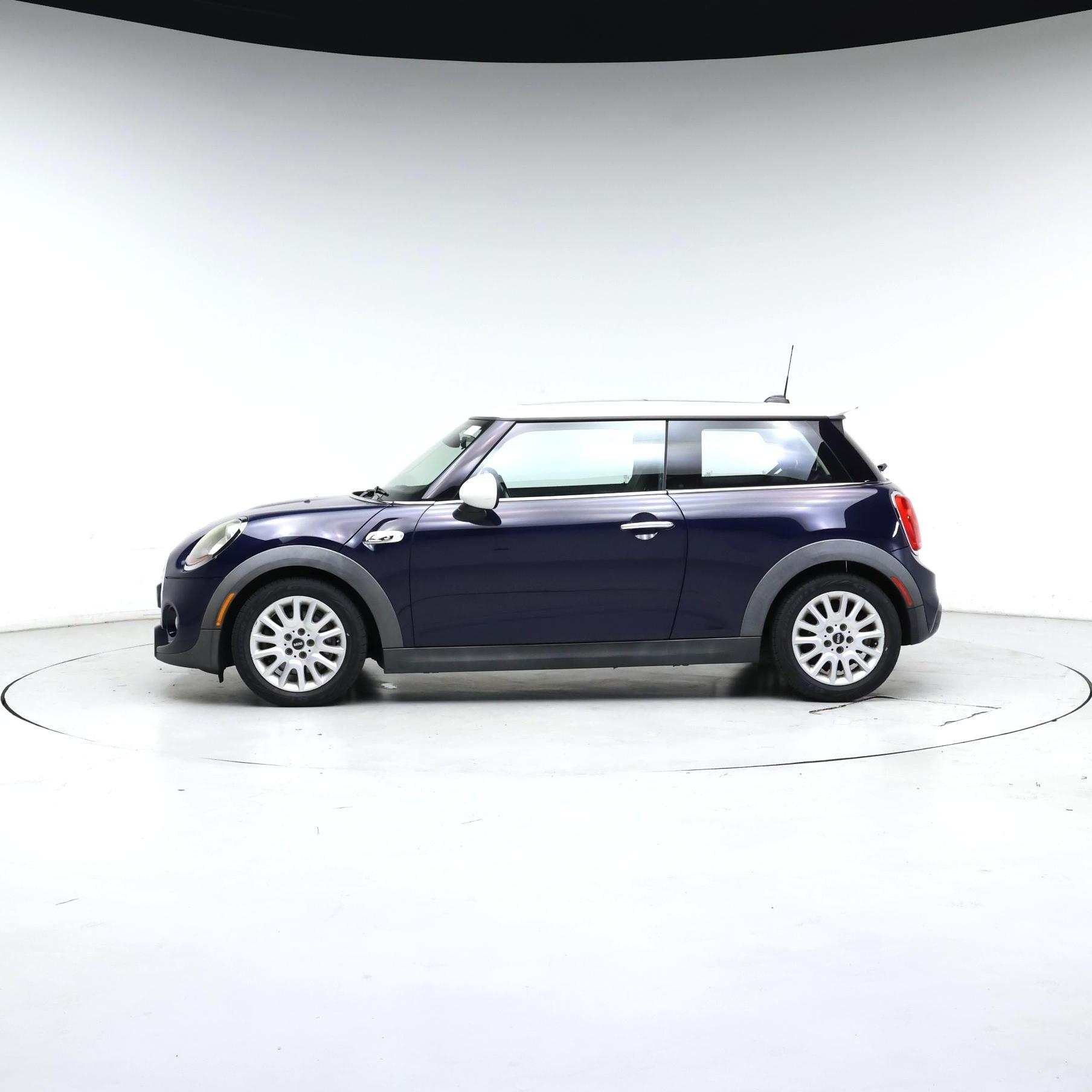 Thumbnail: 2015 MINI Cooper Hardtop - 3