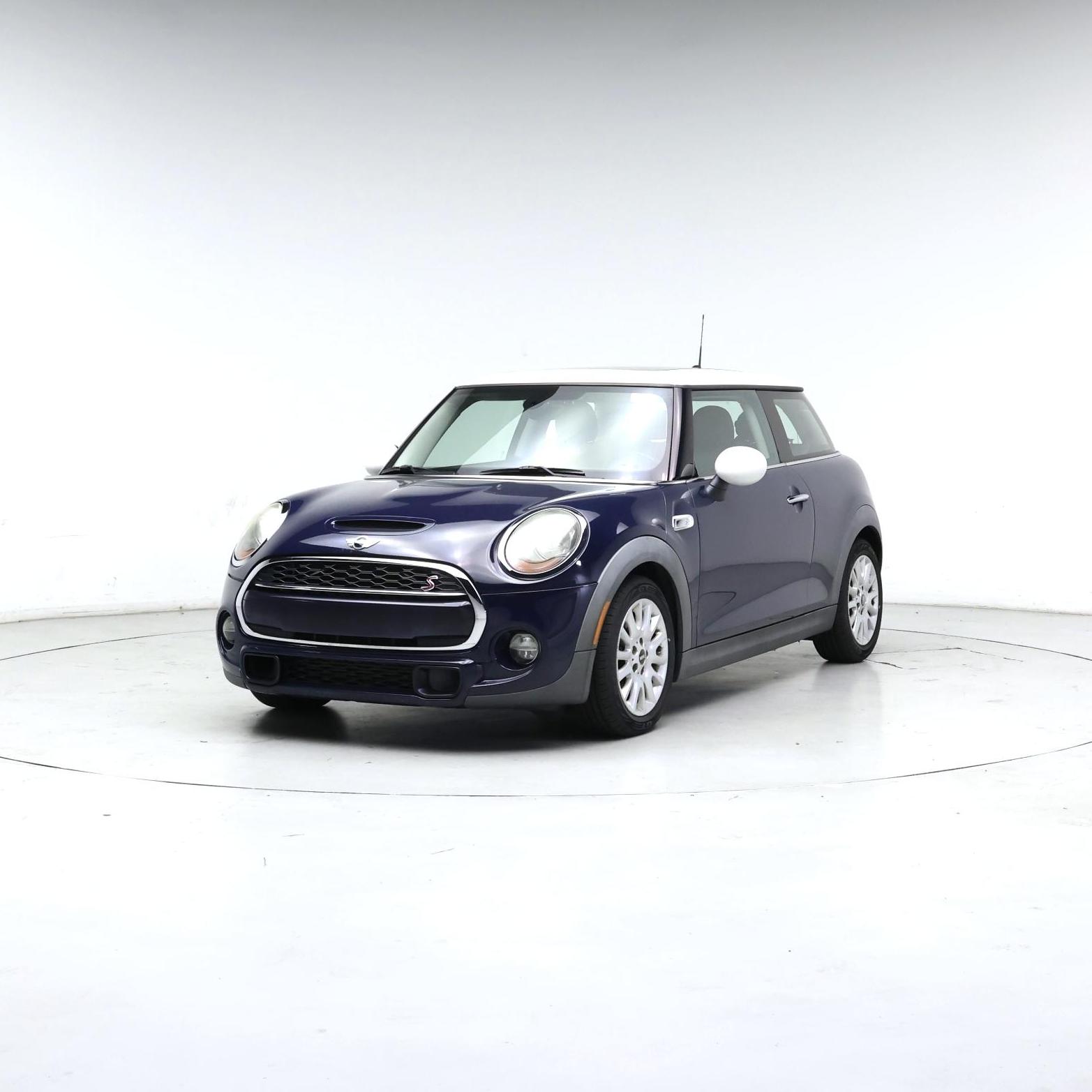 Thumbnail: 2015 MINI Cooper Hardtop - 4