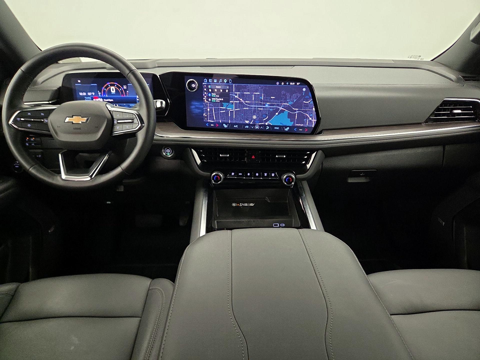 Thumbnail: 2026 Chevrolet Suburban - 9