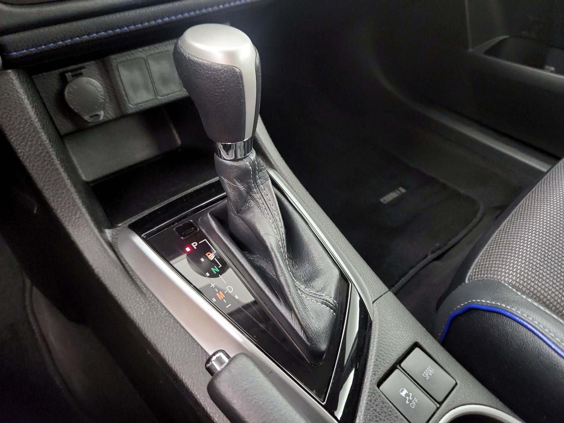 Thumbnail: 2019 Toyota Corolla - 17