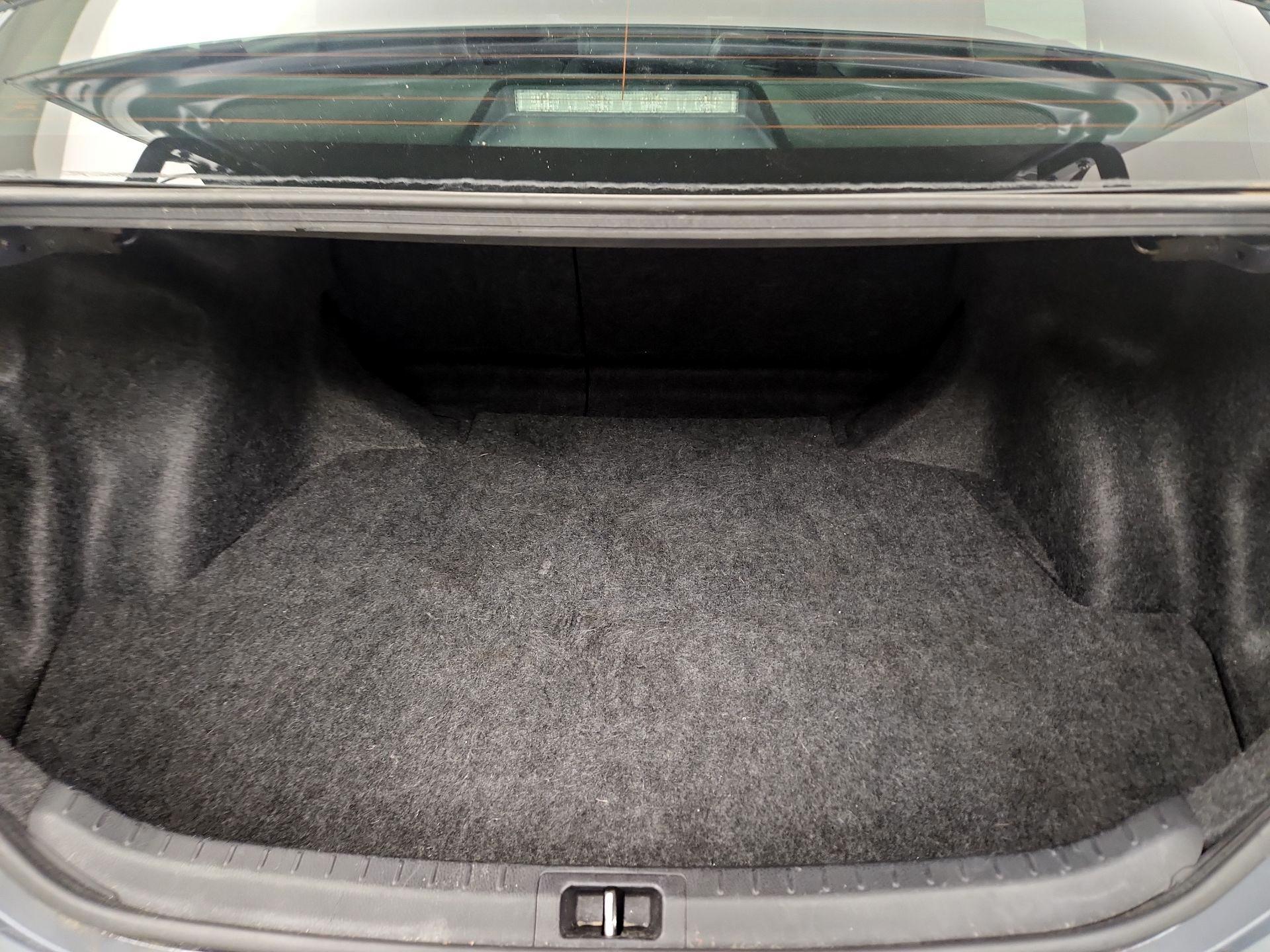 Thumbnail: 2019 Toyota Corolla - 19