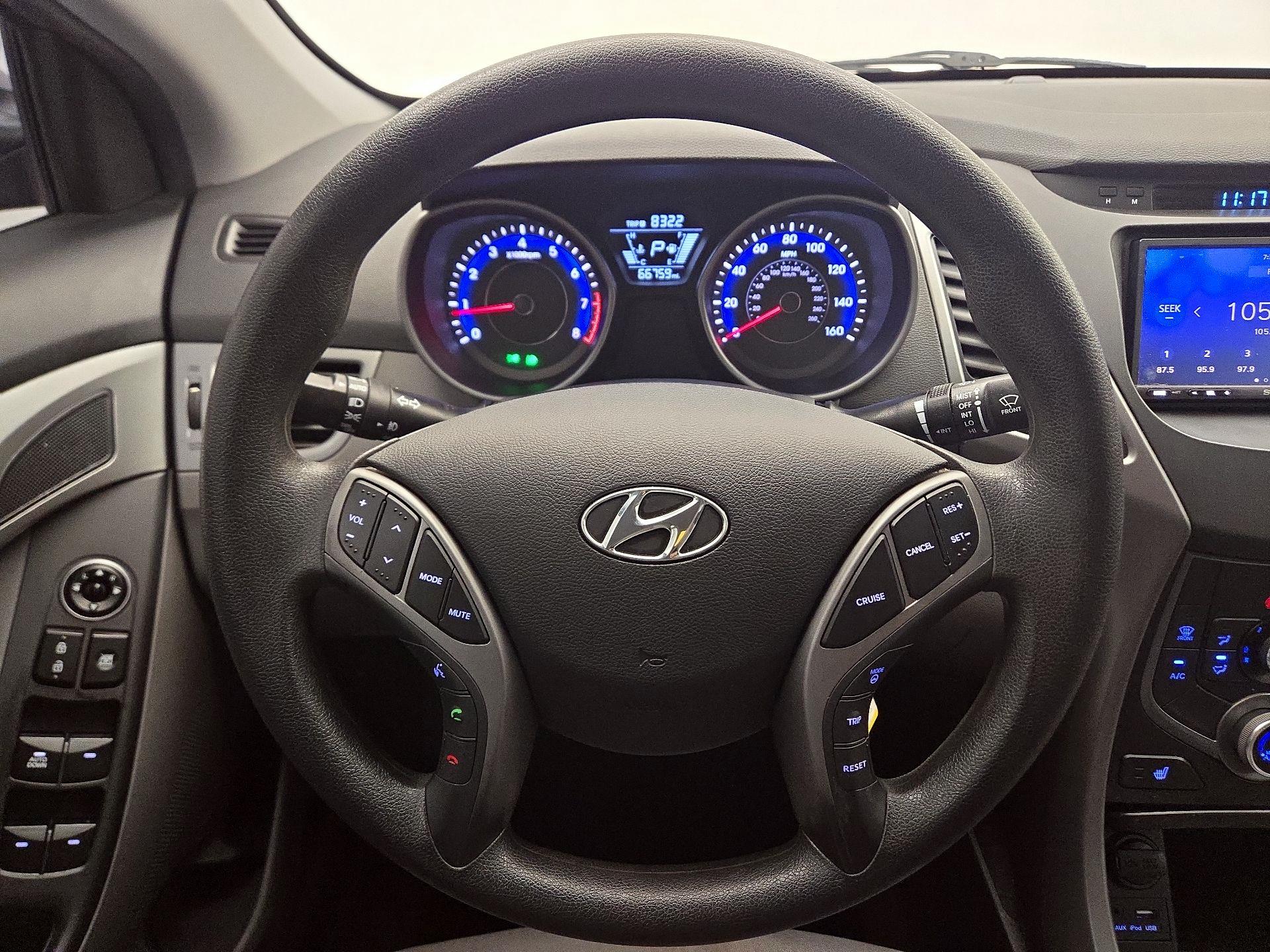 Thumbnail: 2014 Hyundai Elantra - 10