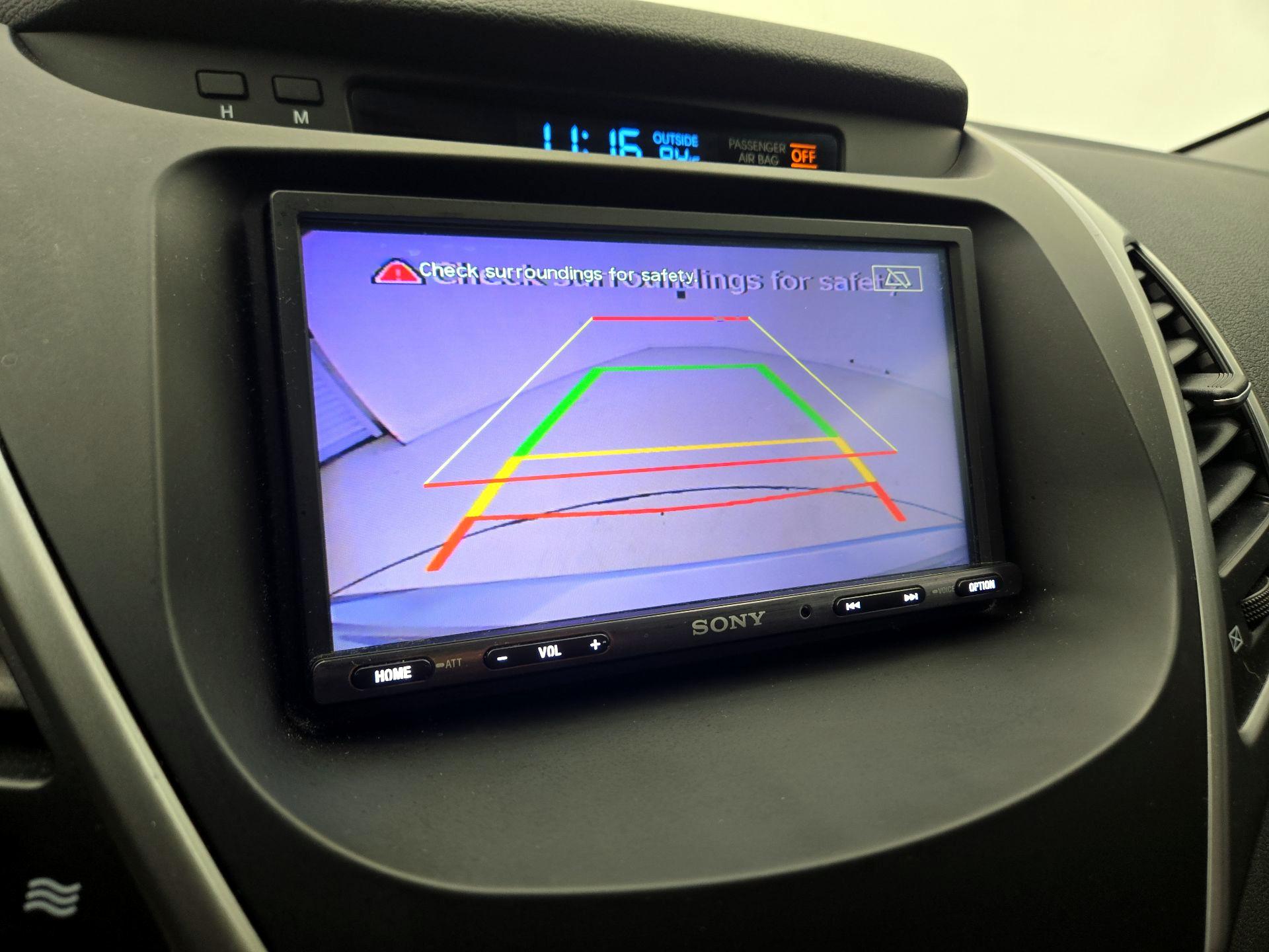 Thumbnail: 2014 Hyundai Elantra - 14