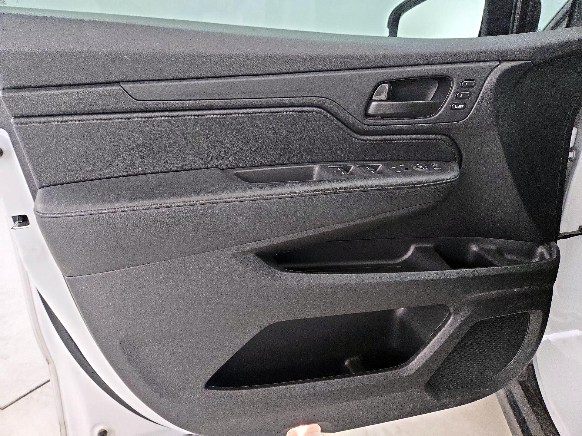 Thumbnail: 2025 Honda Odyssey - 12