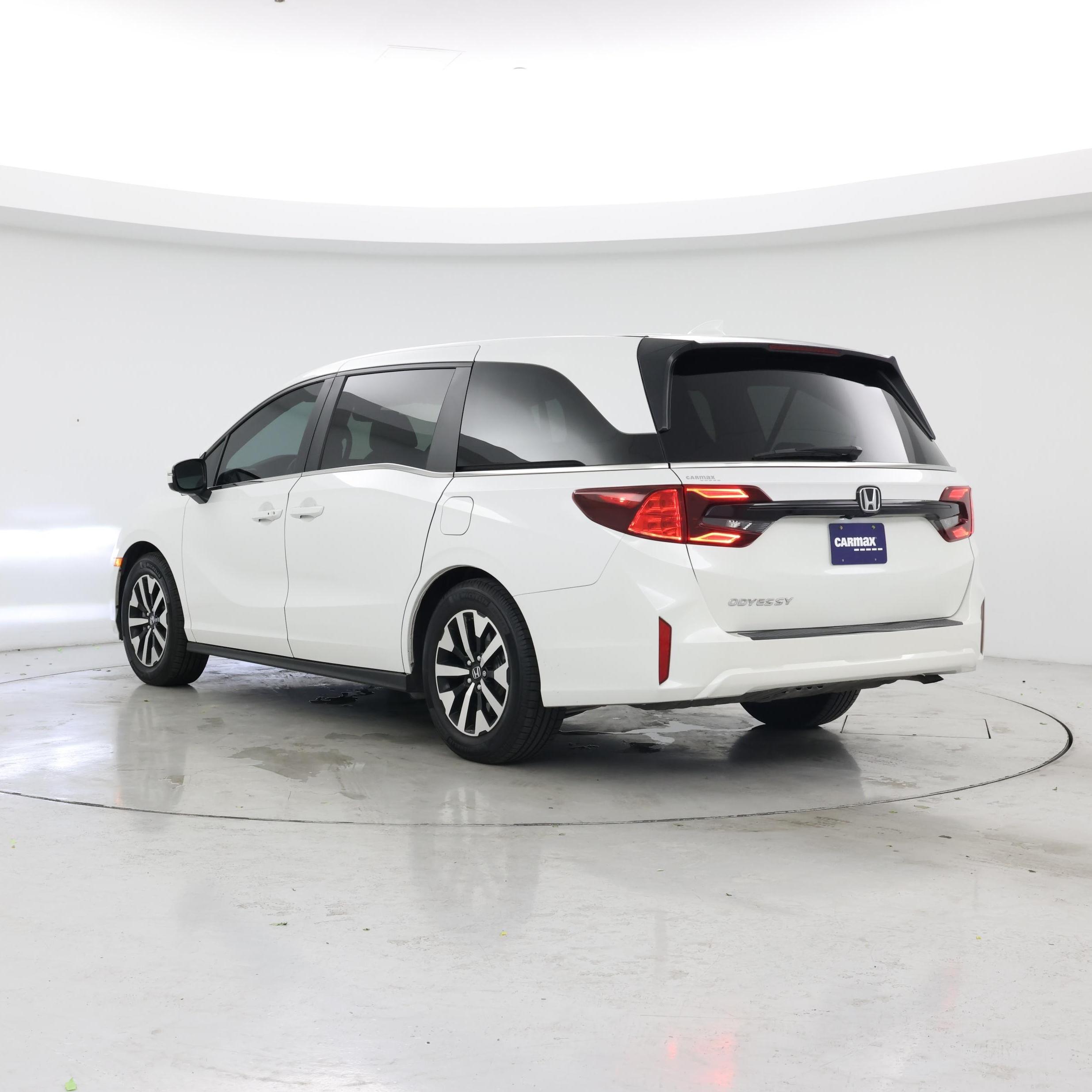 Thumbnail: 2025 Honda Odyssey - 2