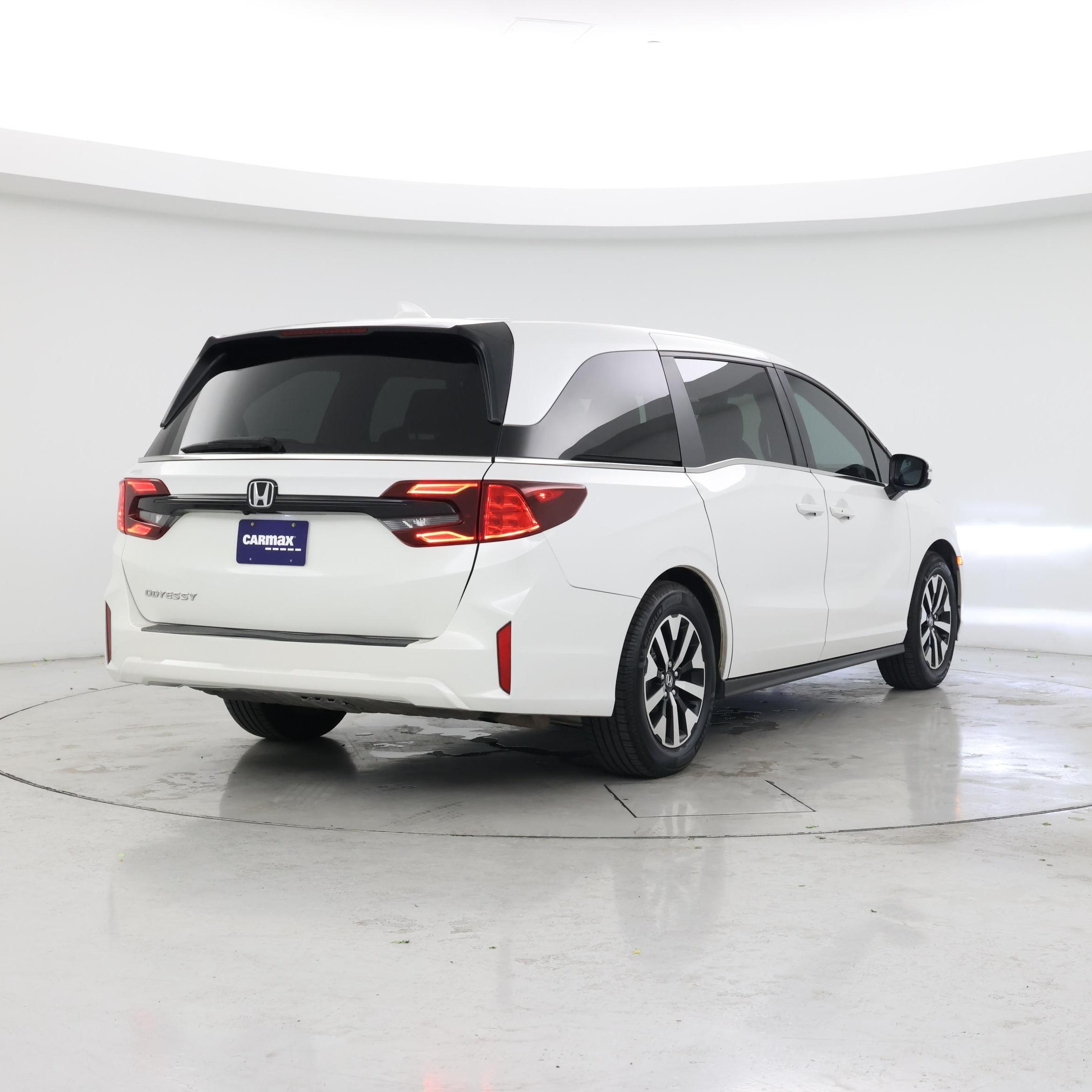 Thumbnail: 2025 Honda Odyssey - 8