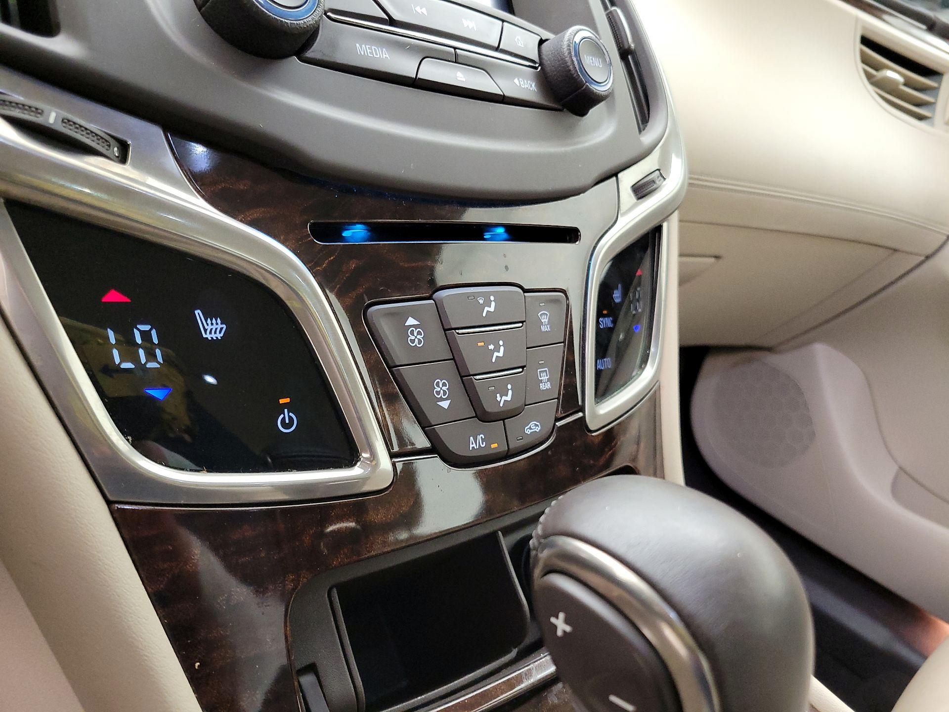 Thumbnail: 2014 Buick LaCrosse - 16