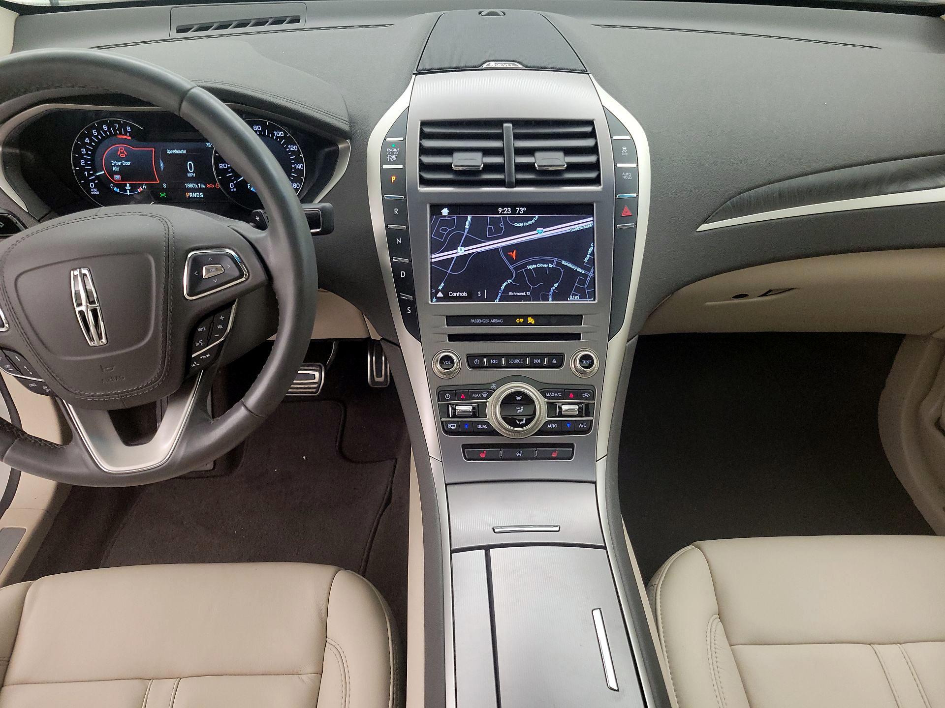 Thumbnail: 2019 Lincoln MKZ - 9