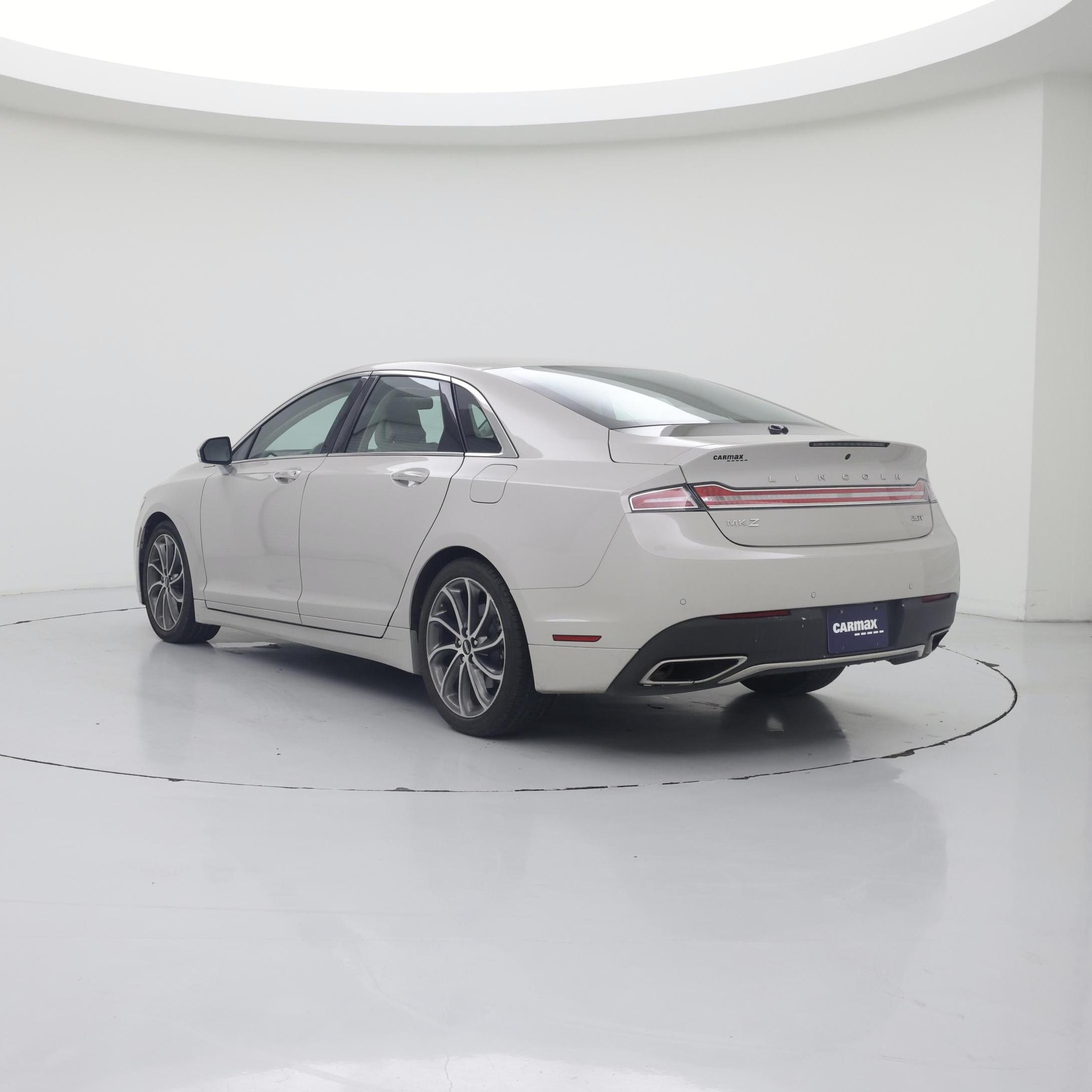 Thumbnail: 2019 Lincoln MKZ - 2