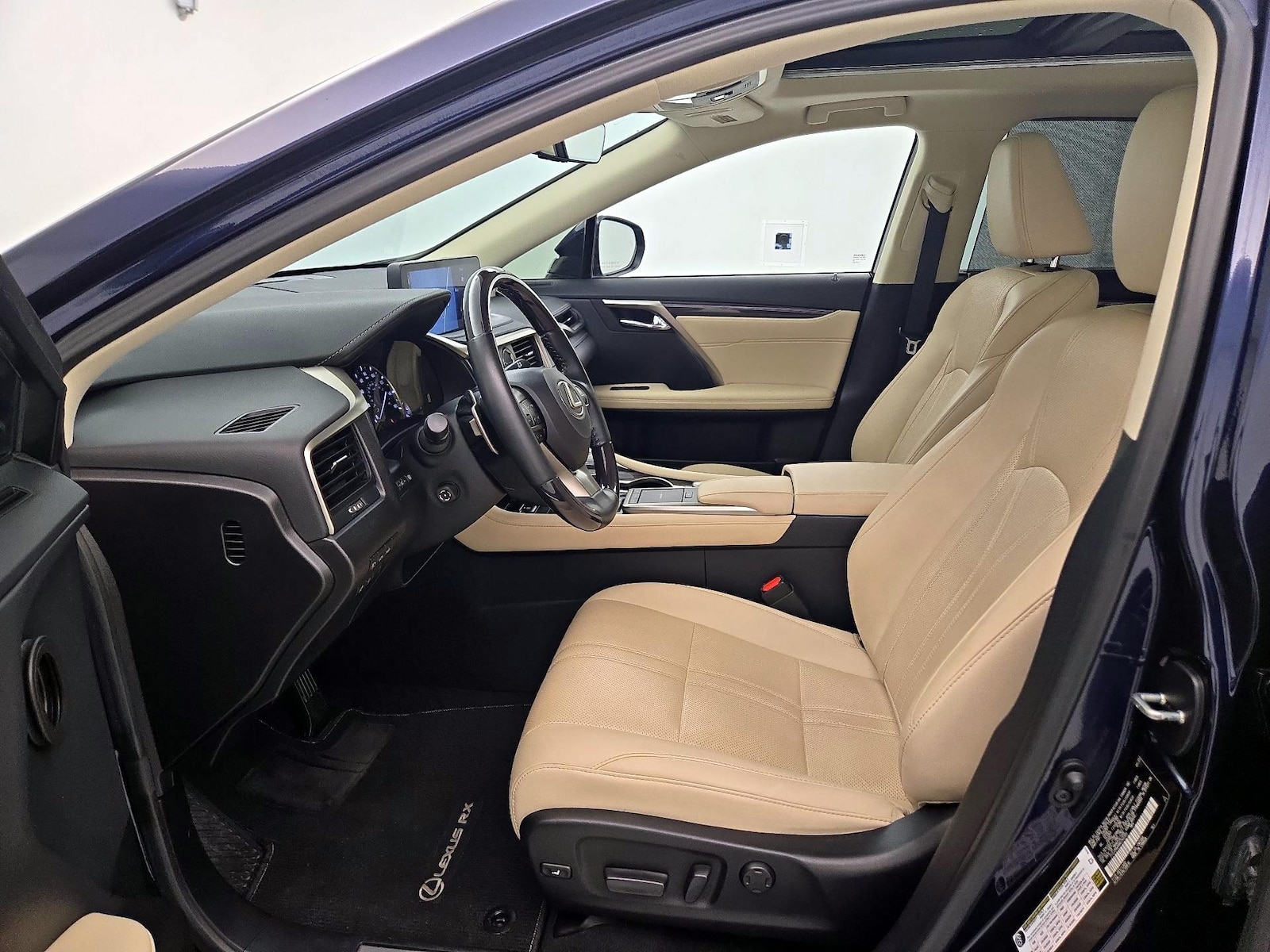 2022 Lexus RX 350 - Photo 12