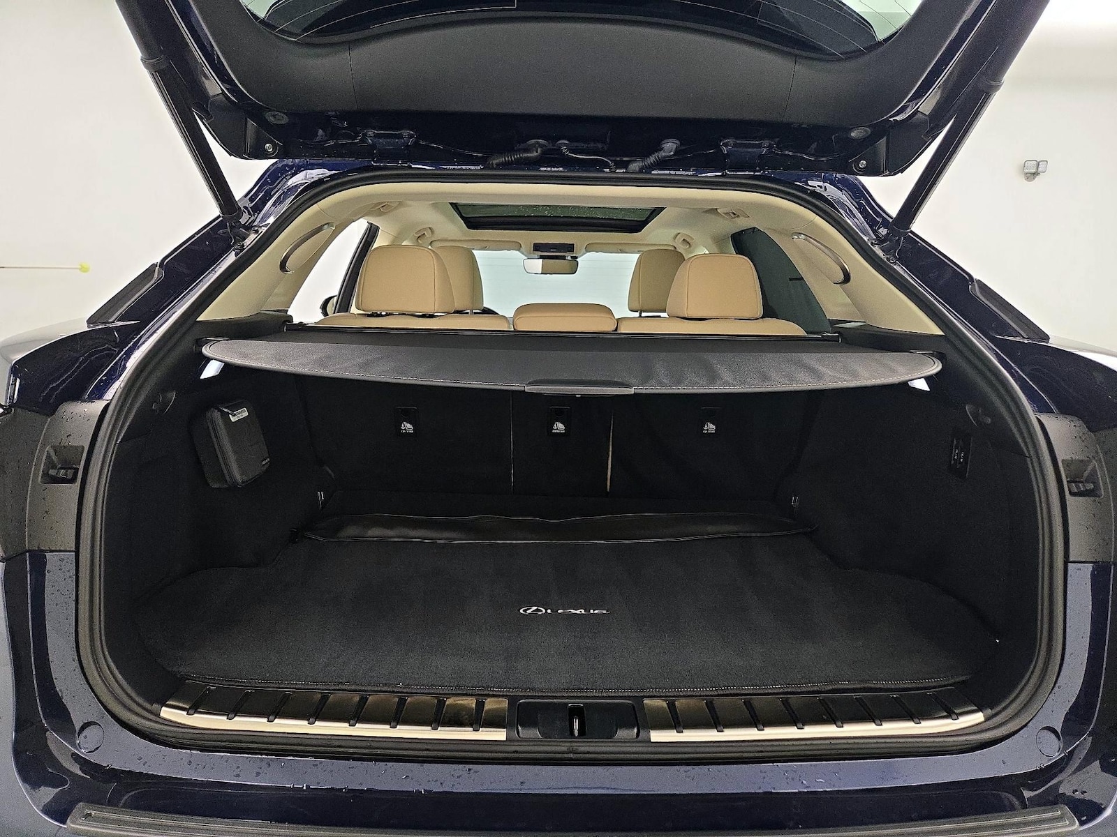 2022 Lexus RX 350 - Photo 23