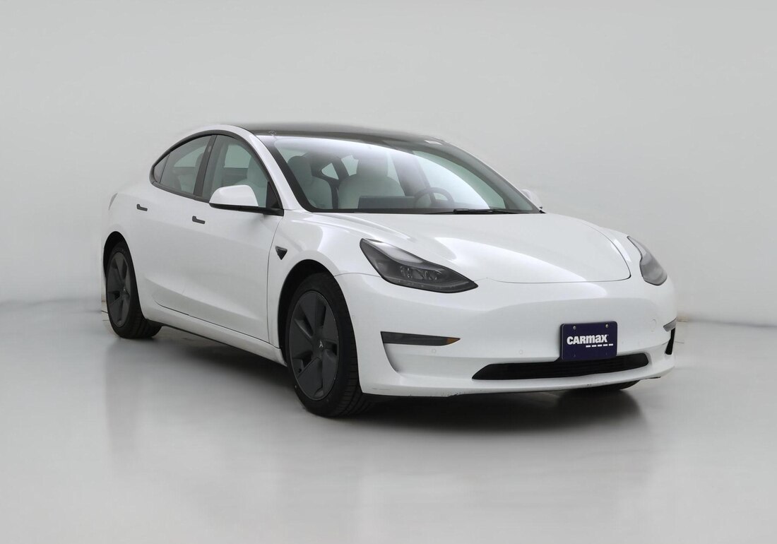 2022 Tesla Model 3 Rear-Wheel Drive in White — CarMax photo
