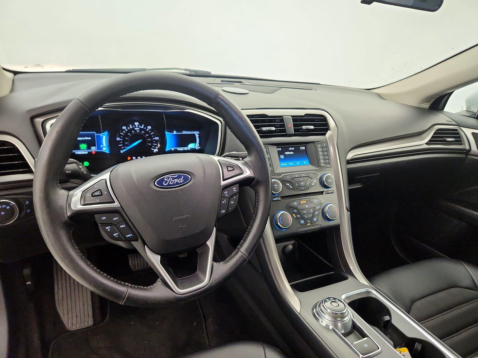 Thumbnail: 2017 Ford Fusion - 9