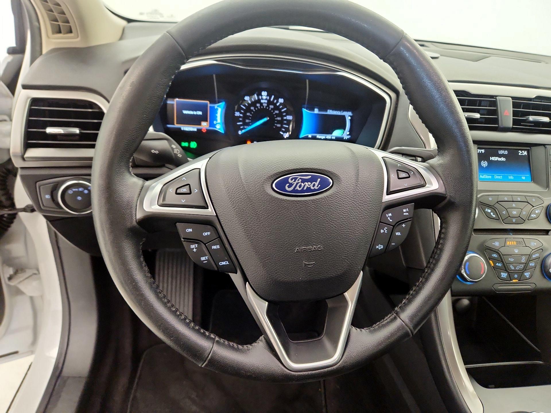 Thumbnail: 2017 Ford Fusion - 10