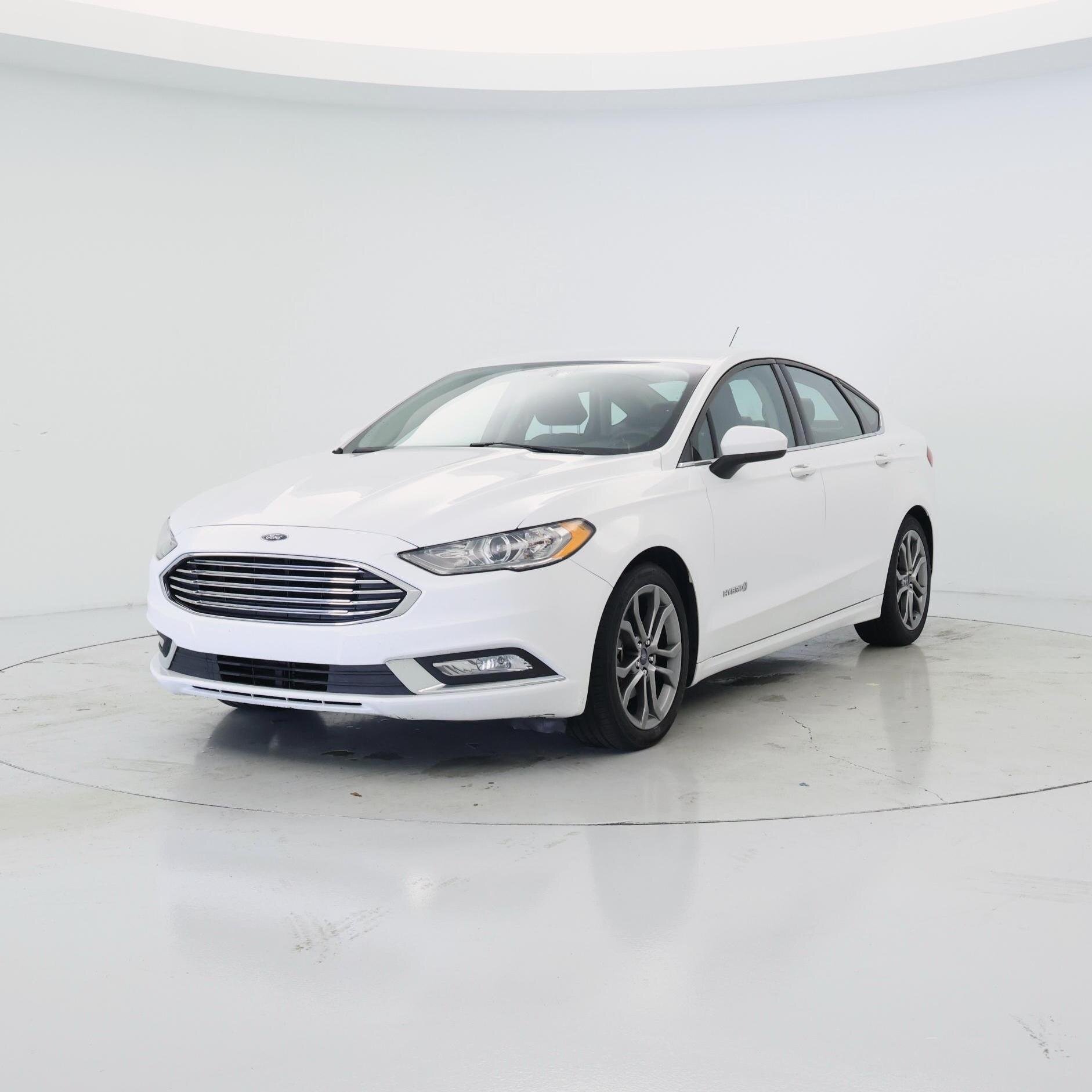 Thumbnail: 2017 Ford Fusion - 4