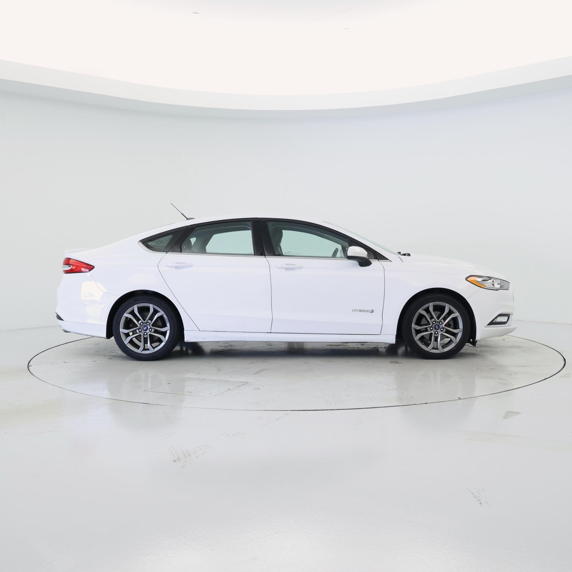 Thumbnail: 2017 Ford Fusion - 7
