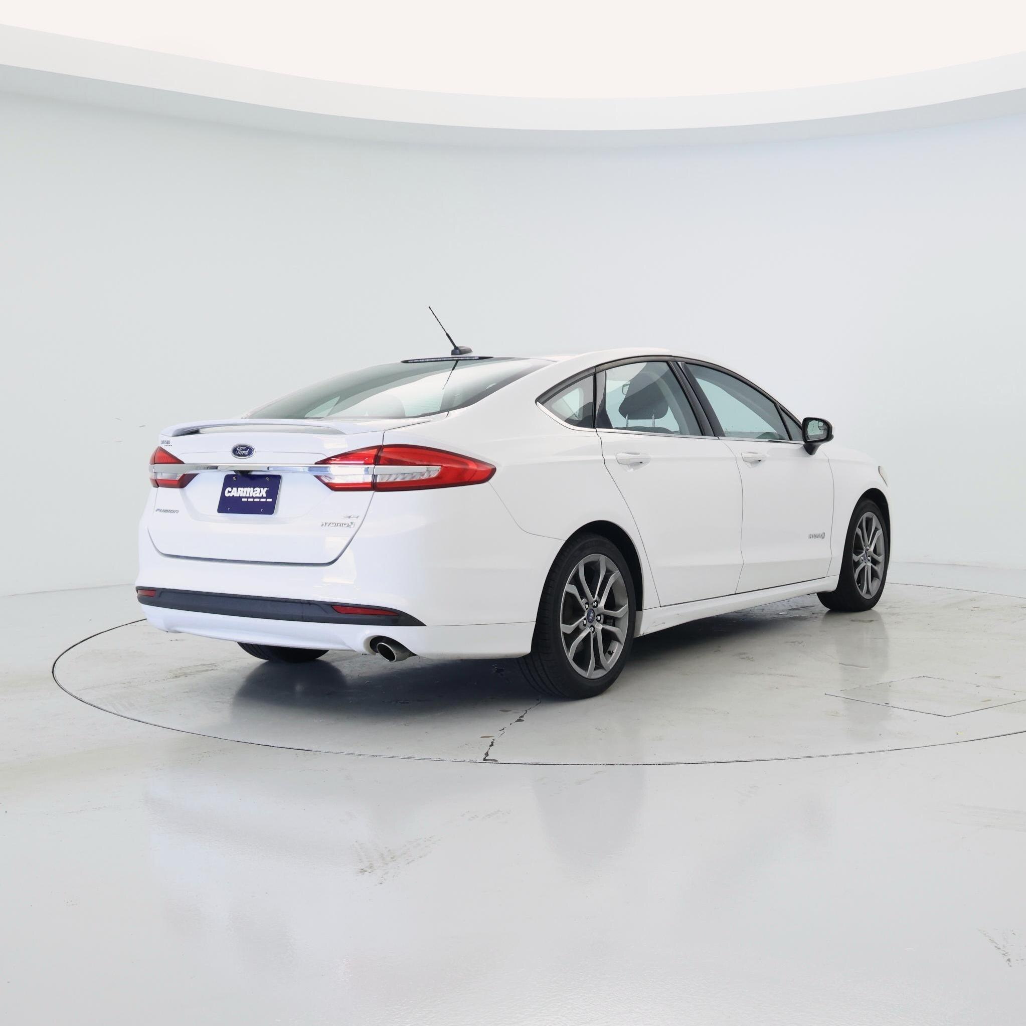 Thumbnail: 2017 Ford Fusion - 8