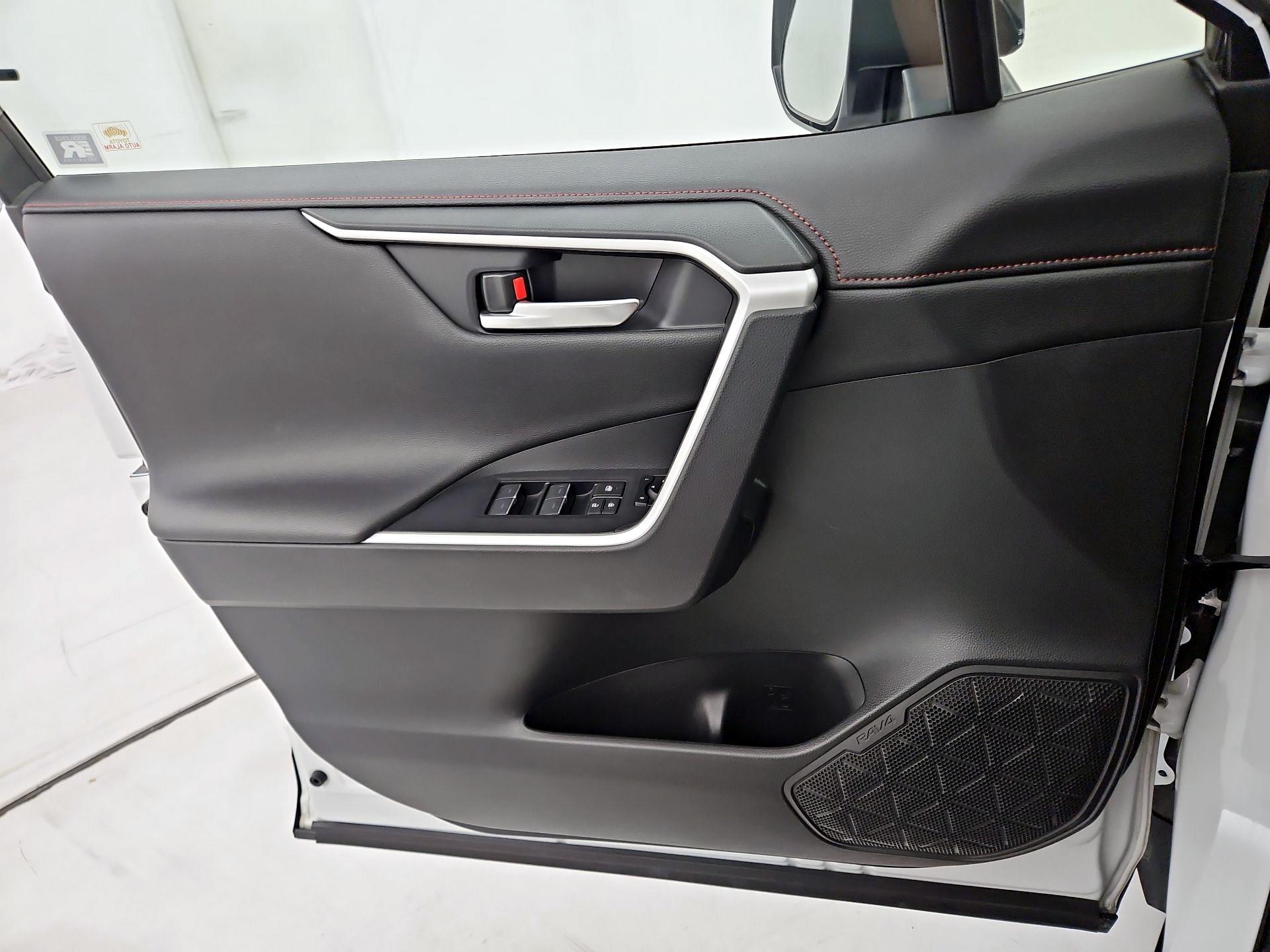 Thumbnail: 2023 Toyota RAV4 - 12