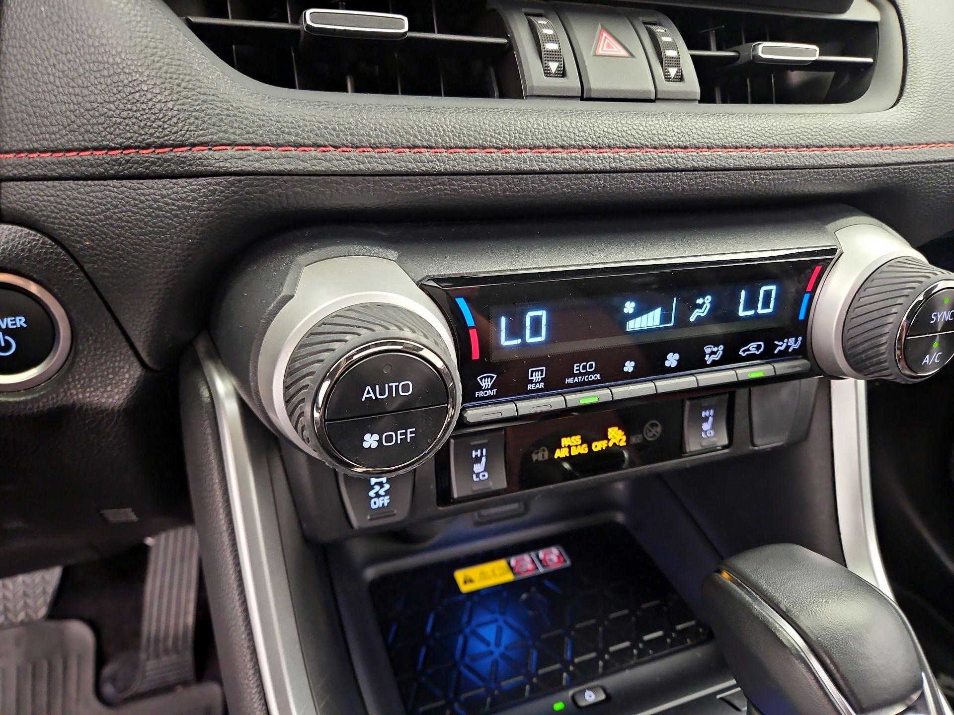Thumbnail: 2023 Toyota RAV4 - 16
