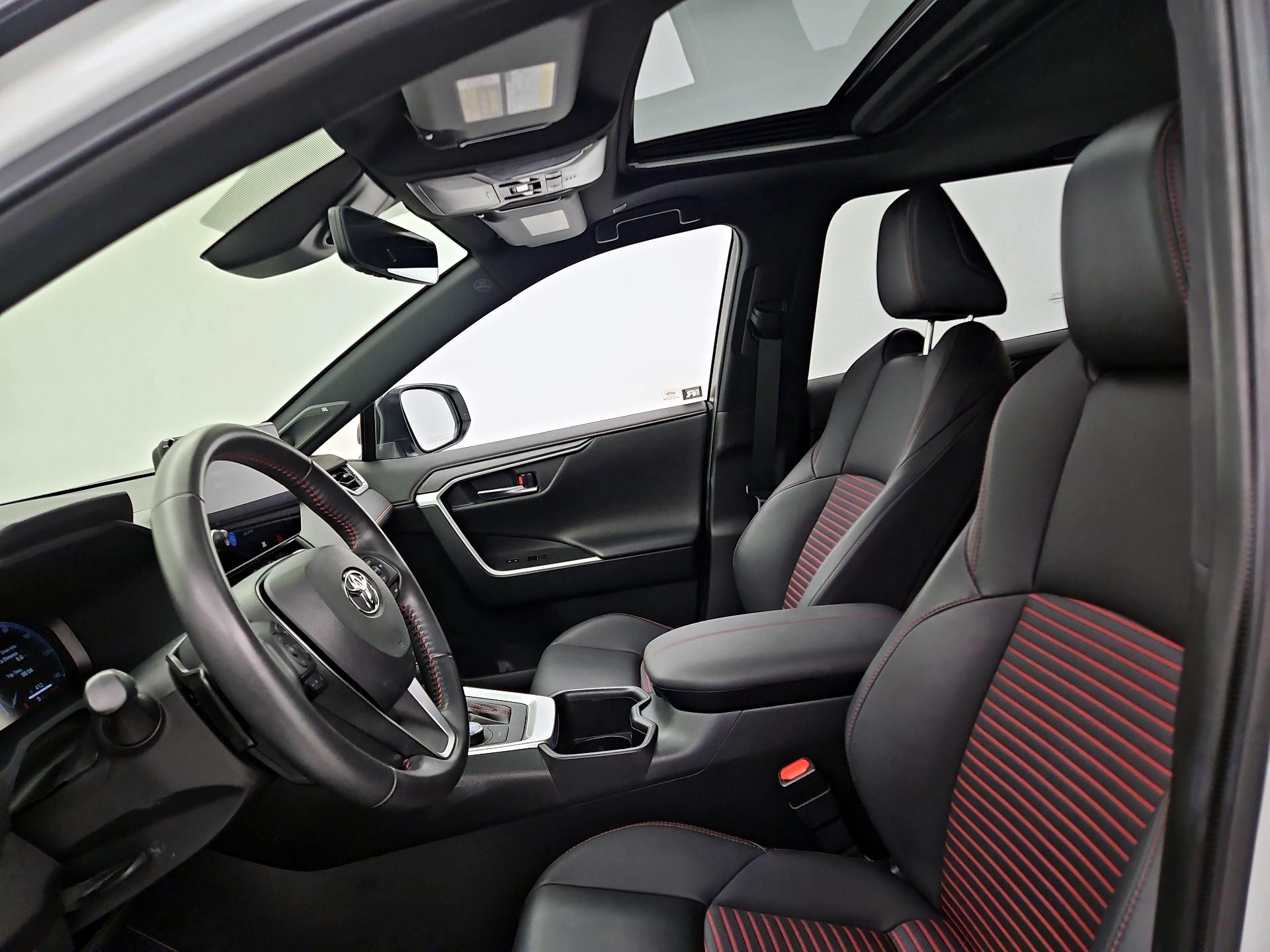 Thumbnail: 2023 Toyota RAV4 - 19