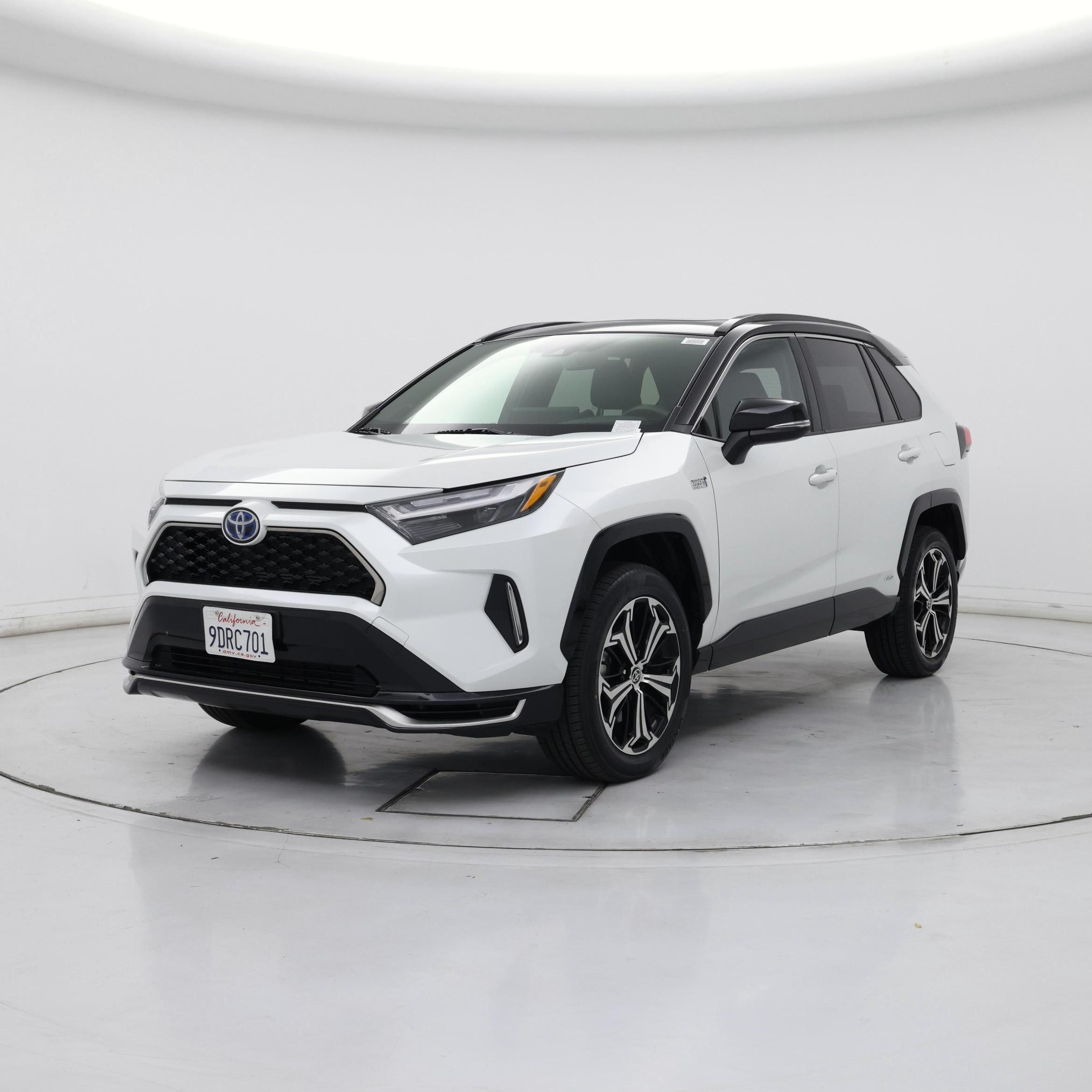 Thumbnail: 2023 Toyota RAV4 - 4
