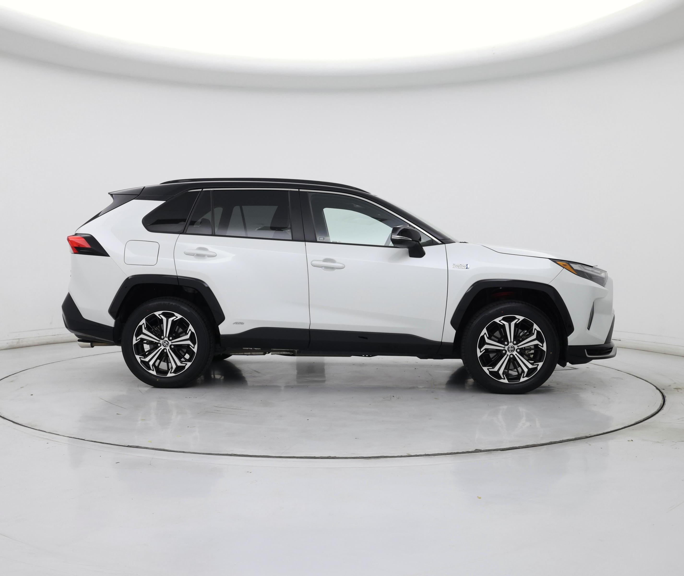 Thumbnail: 2023 Toyota RAV4 - 7