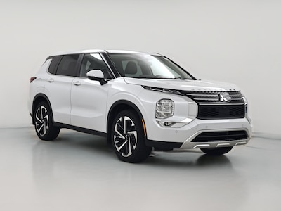 2023 Mitsubishi Outlander SE