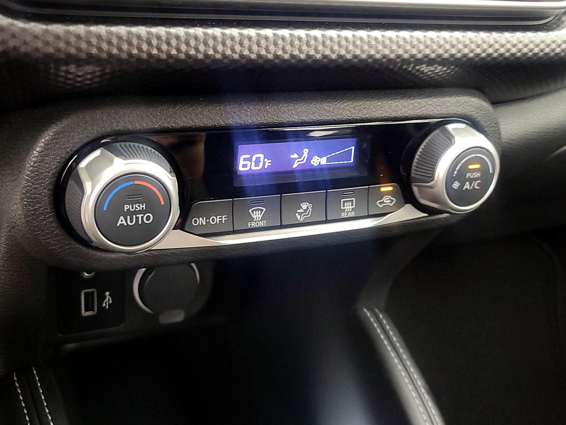 Thumbnail: 2019 Nissan Kicks - 15