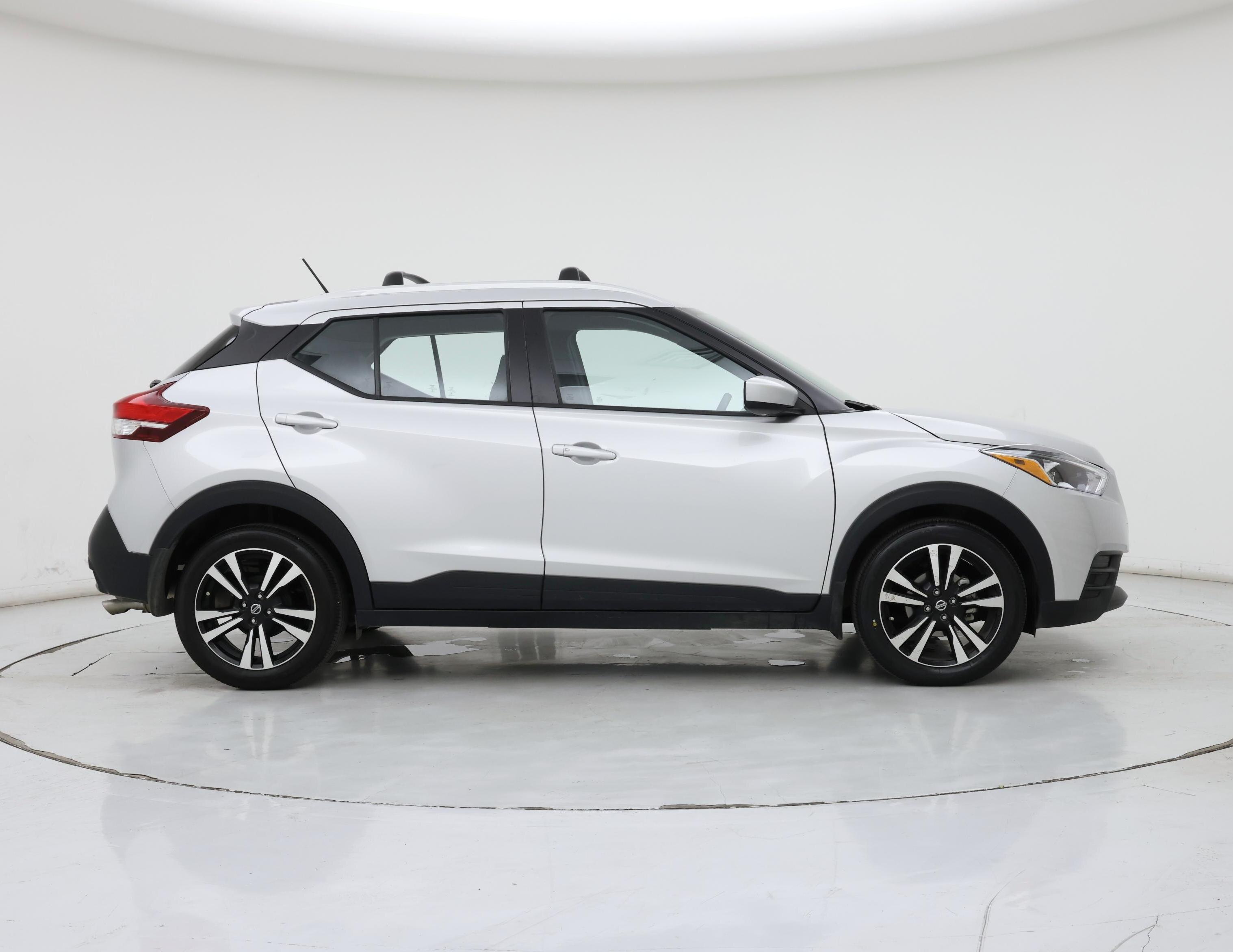 Thumbnail: 2019 Nissan Kicks - 7