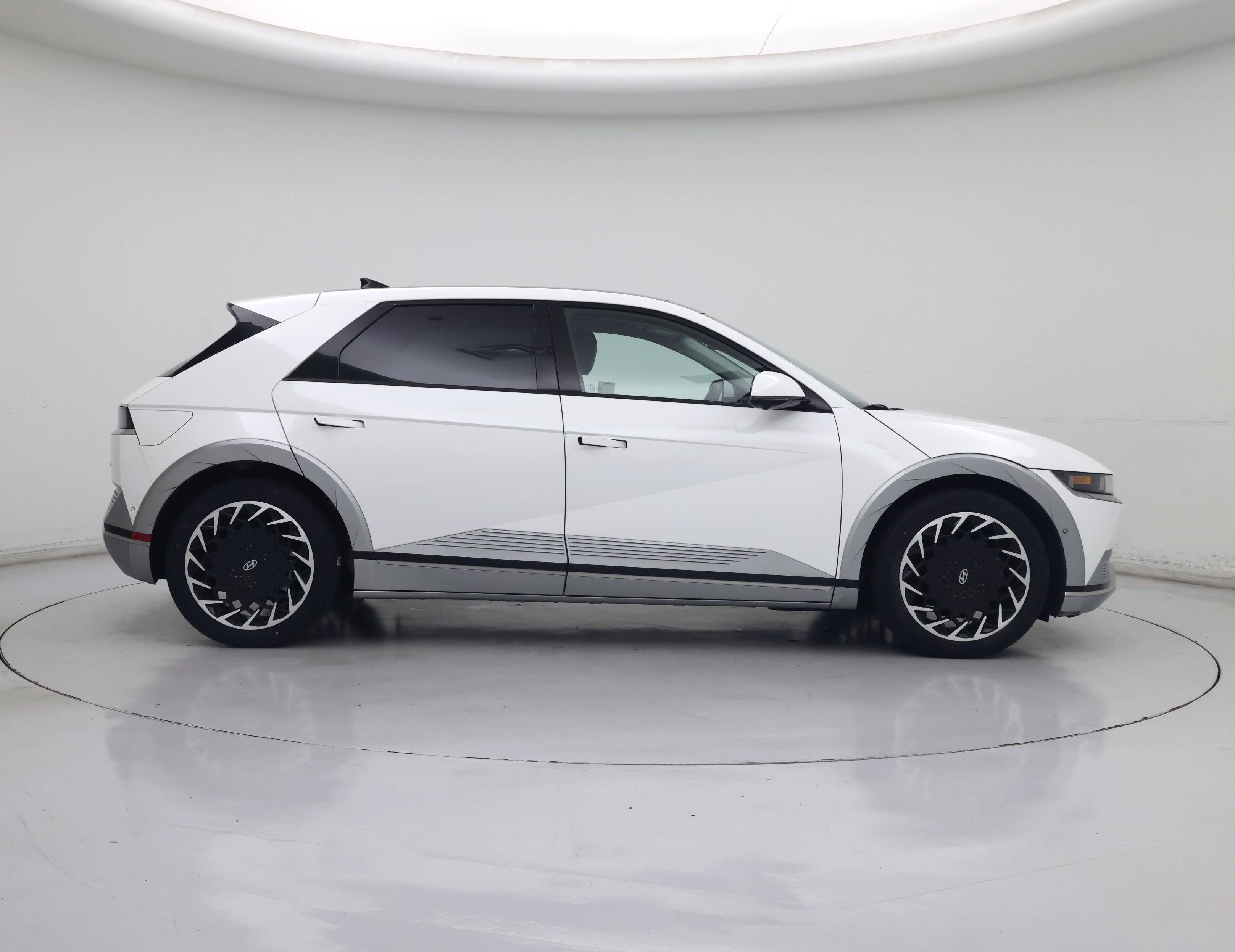 Thumbnail: 2022 Hyundai Ioniq 5 - 7
