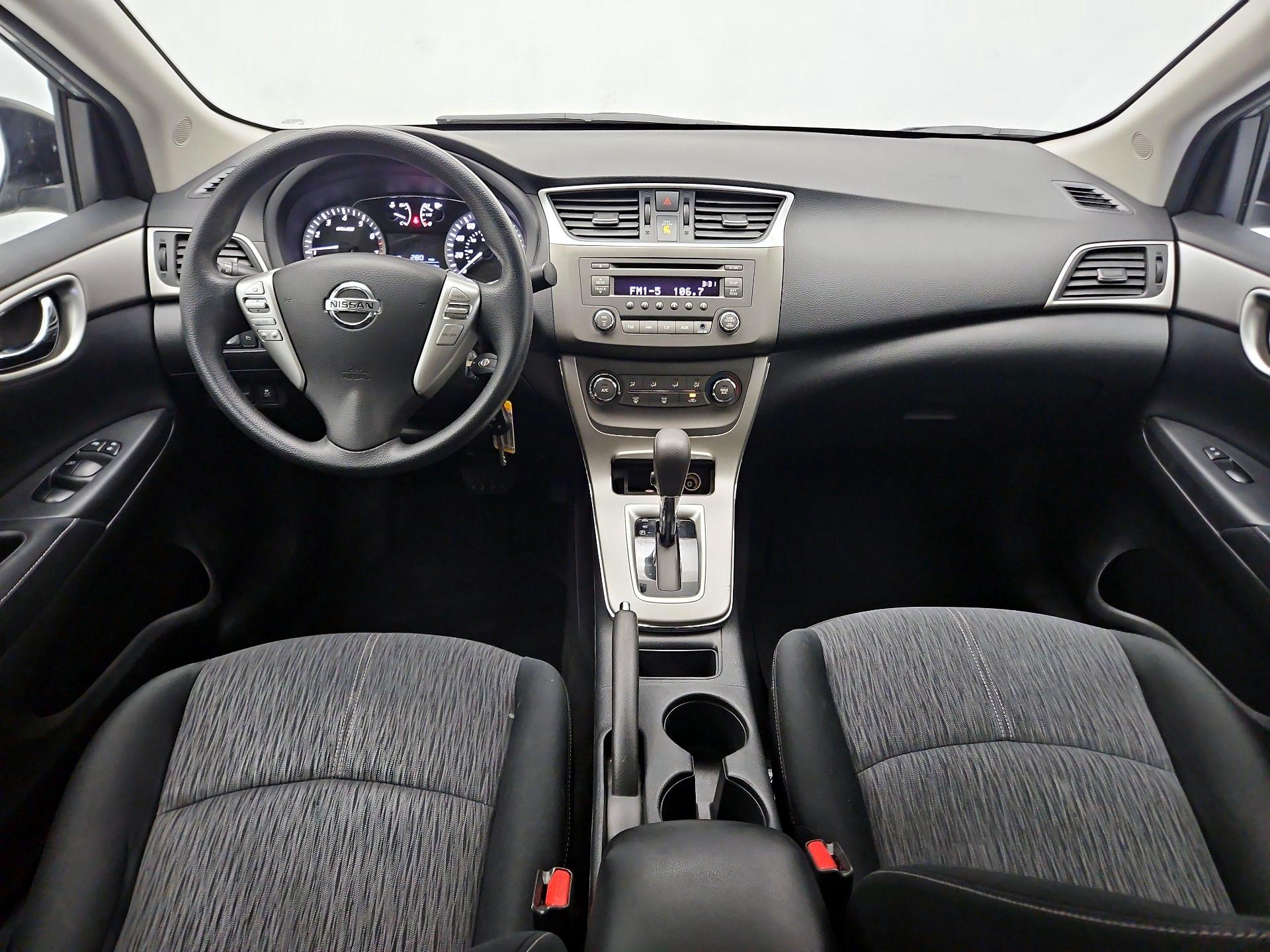 Thumbnail: 2014 Nissan Sentra - 9