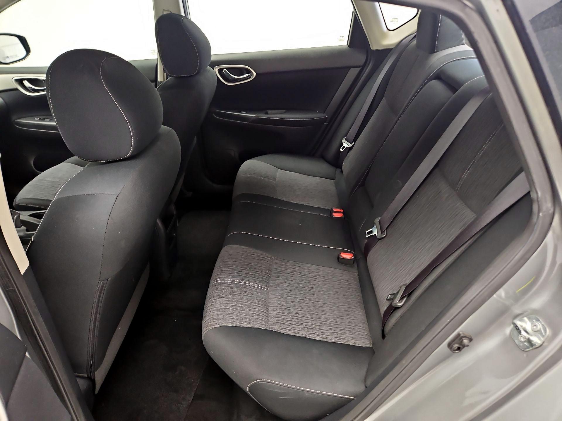 Thumbnail: 2014 Nissan Sentra - 18