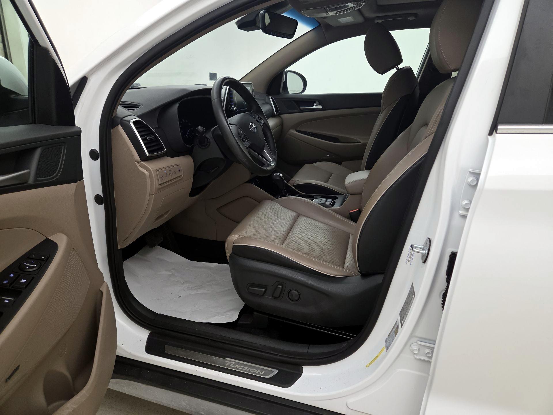 Thumbnail: 2020 Hyundai Tucson - 11
