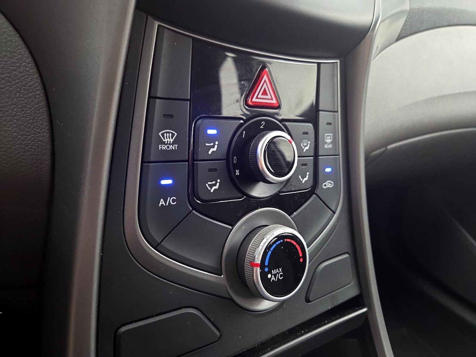 2016 Hyundai Elantra SE - Photo 17